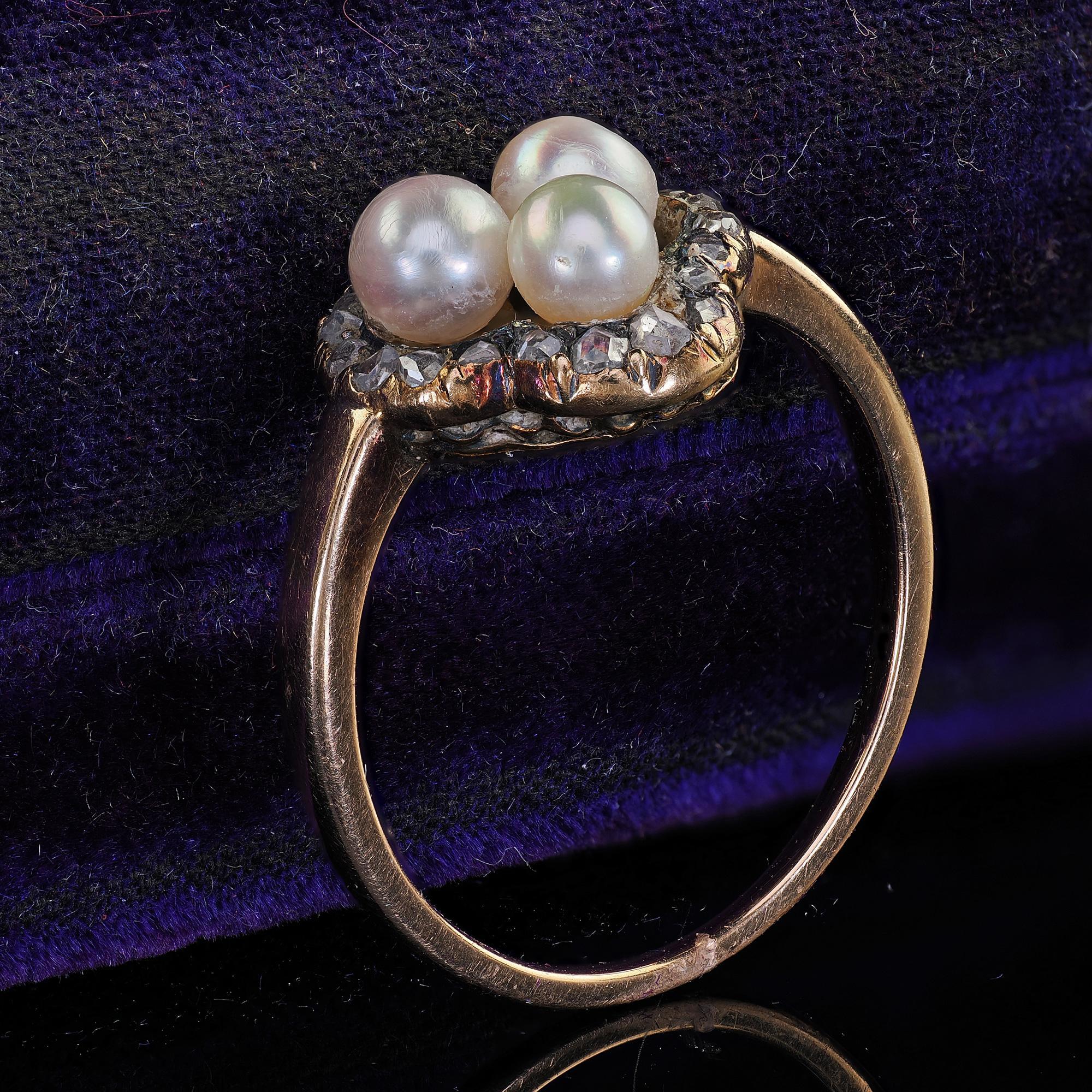 Round Cut Antique Victorian 14K Yellow Gold Pearl and Diamond Heart Clover Ring For Sale