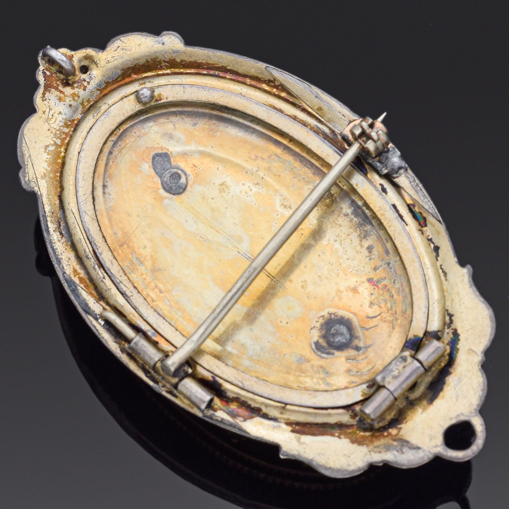 Antique Victorian 14K Yellow Gold Sterling Silver Amethyst Locket Brooch Pendentif Bon état - En vente à New York, NY
