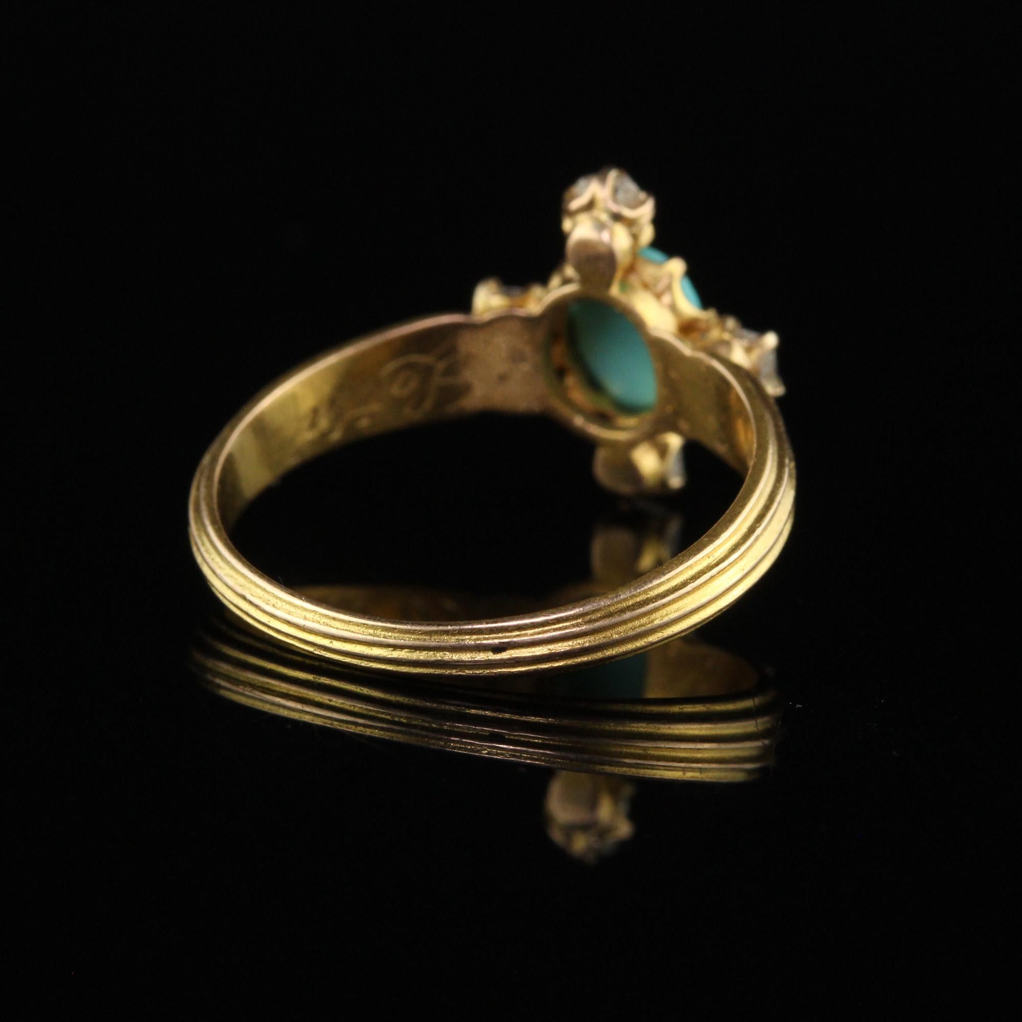 Bague de fiançailles victorienne ancienne en or jaune 14 carats avec turquoise et diamants Bon état - En vente à Great Neck, NY