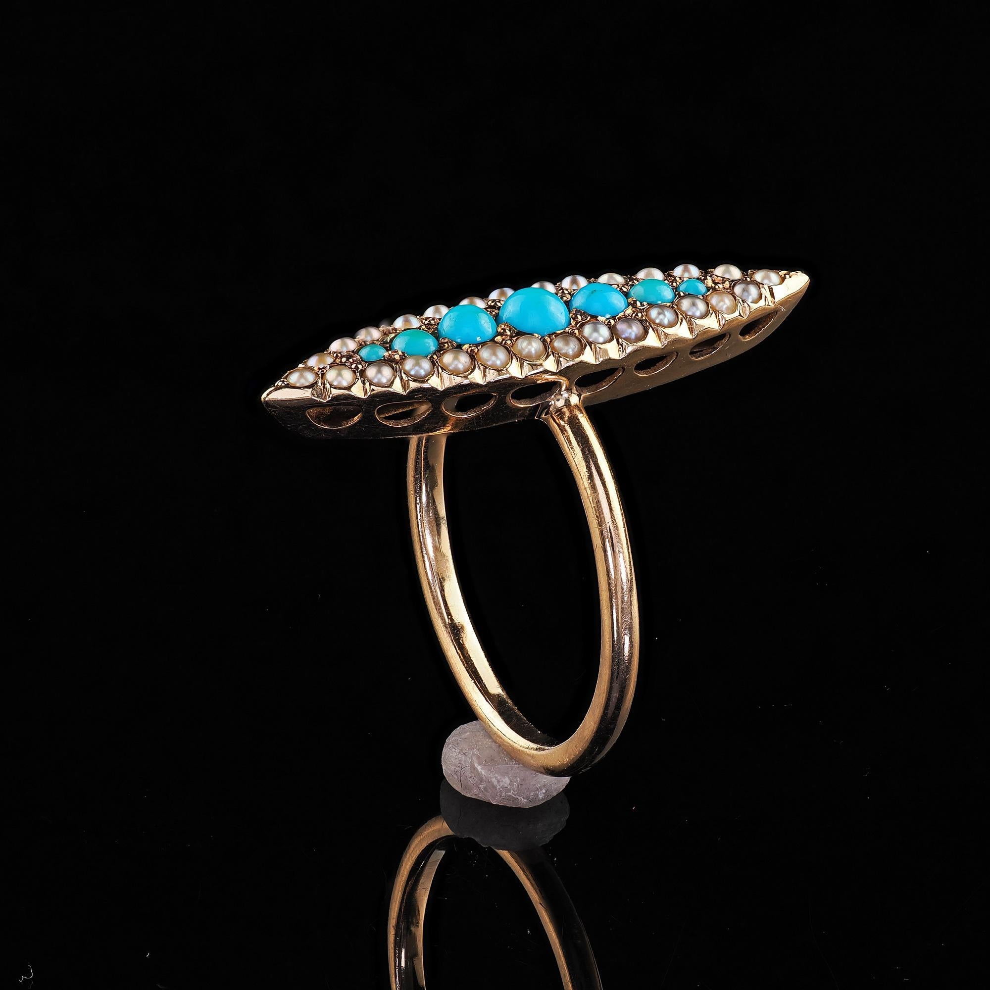 Antico anello vittoriano in oro giallo 14K con turchese e perle di seme Navette in vendita 3