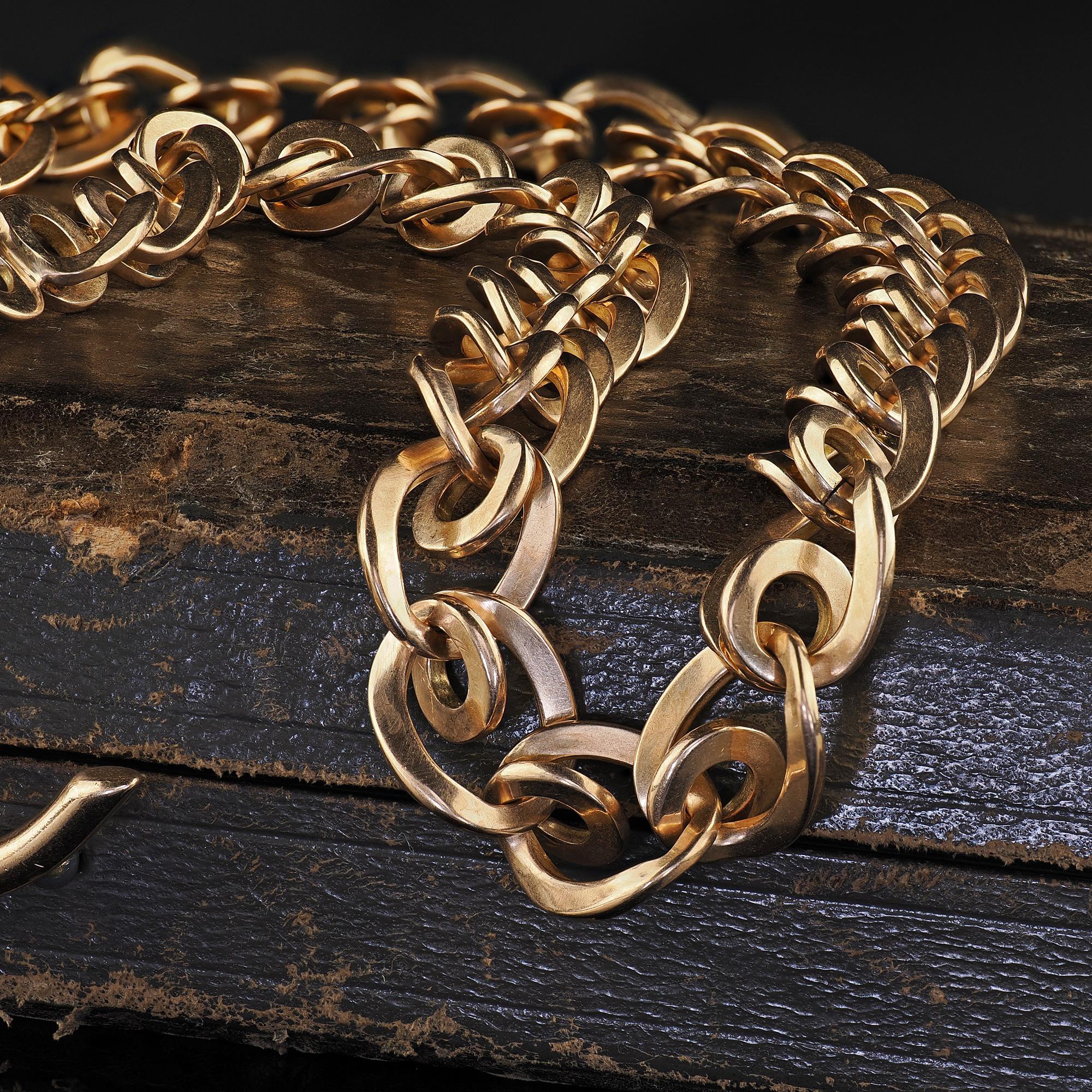 Antique collier victorien en or jaune 14K à larges maillons complexes - 16 pouces Pour femmes en vente