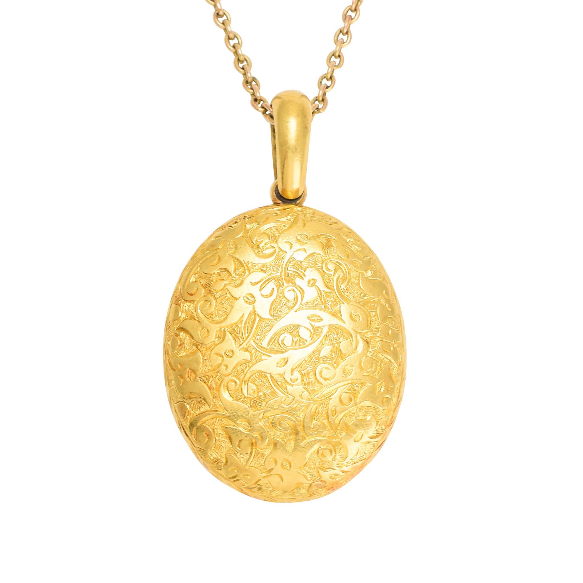 Antique Victorian 15 Karat Gold Foliate Chased Oval Locket Necklace