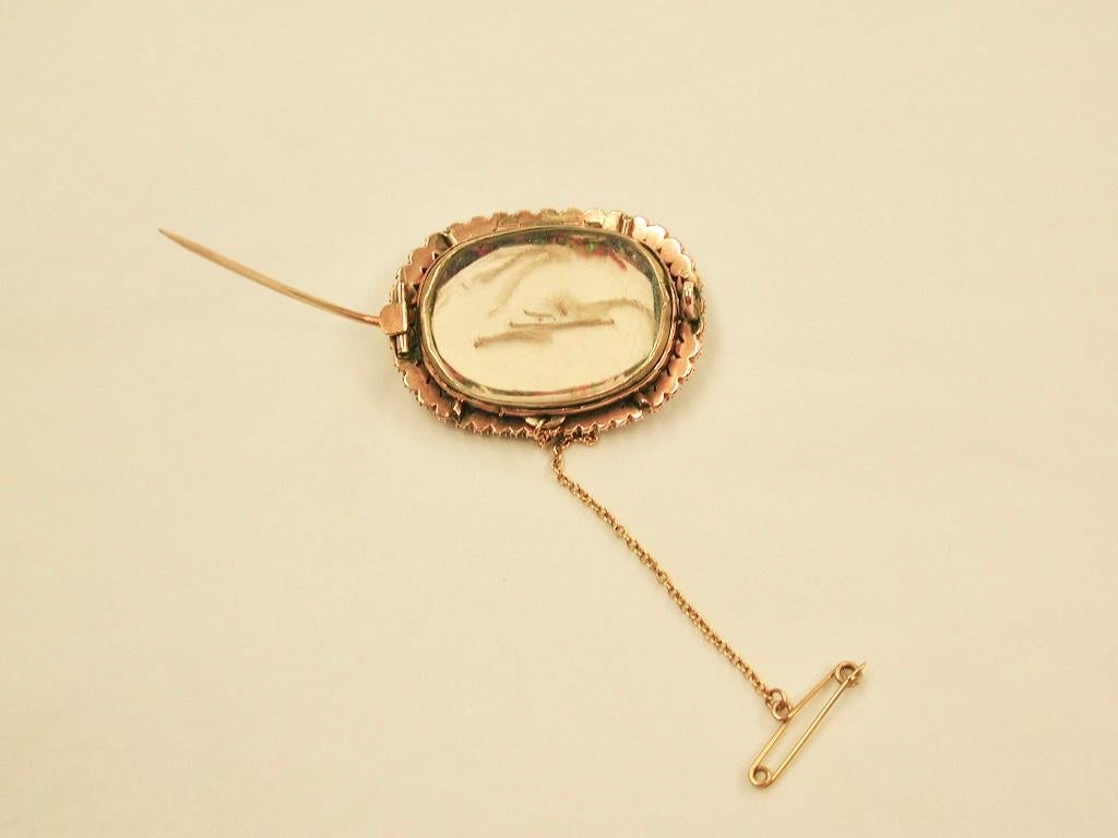 Antique Victorian 15ct Gold and Seed Pearl Brooch, Dated Circa 1850 For Sale 1