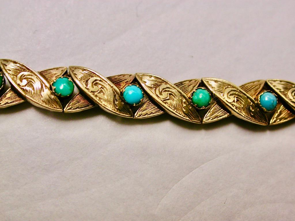 Antico bracciale vittoriano in oro 15ct con turchese datato CIRCA 1850 In condizioni buone in vendita a London, GB