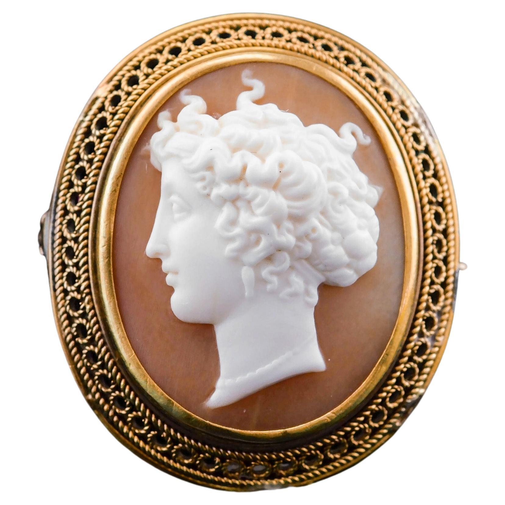 Antique Victorian 15ct Gold Carved Shell Cameo with Figural Lady Head - c.1890