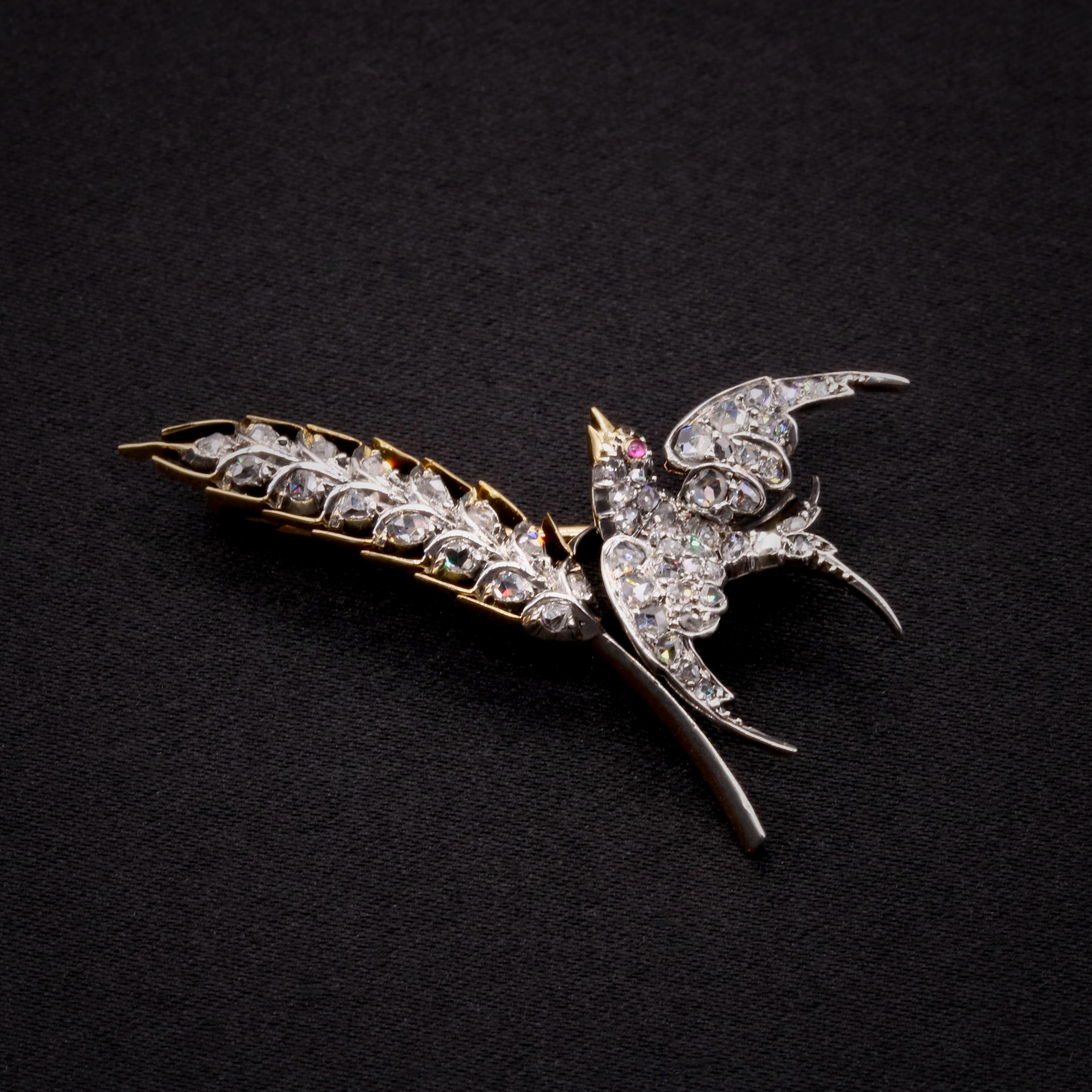 Antiguo broche victoriano de oro de 15 quilates y plata con diamantes de golondrina y espiga de trigo en venta 2