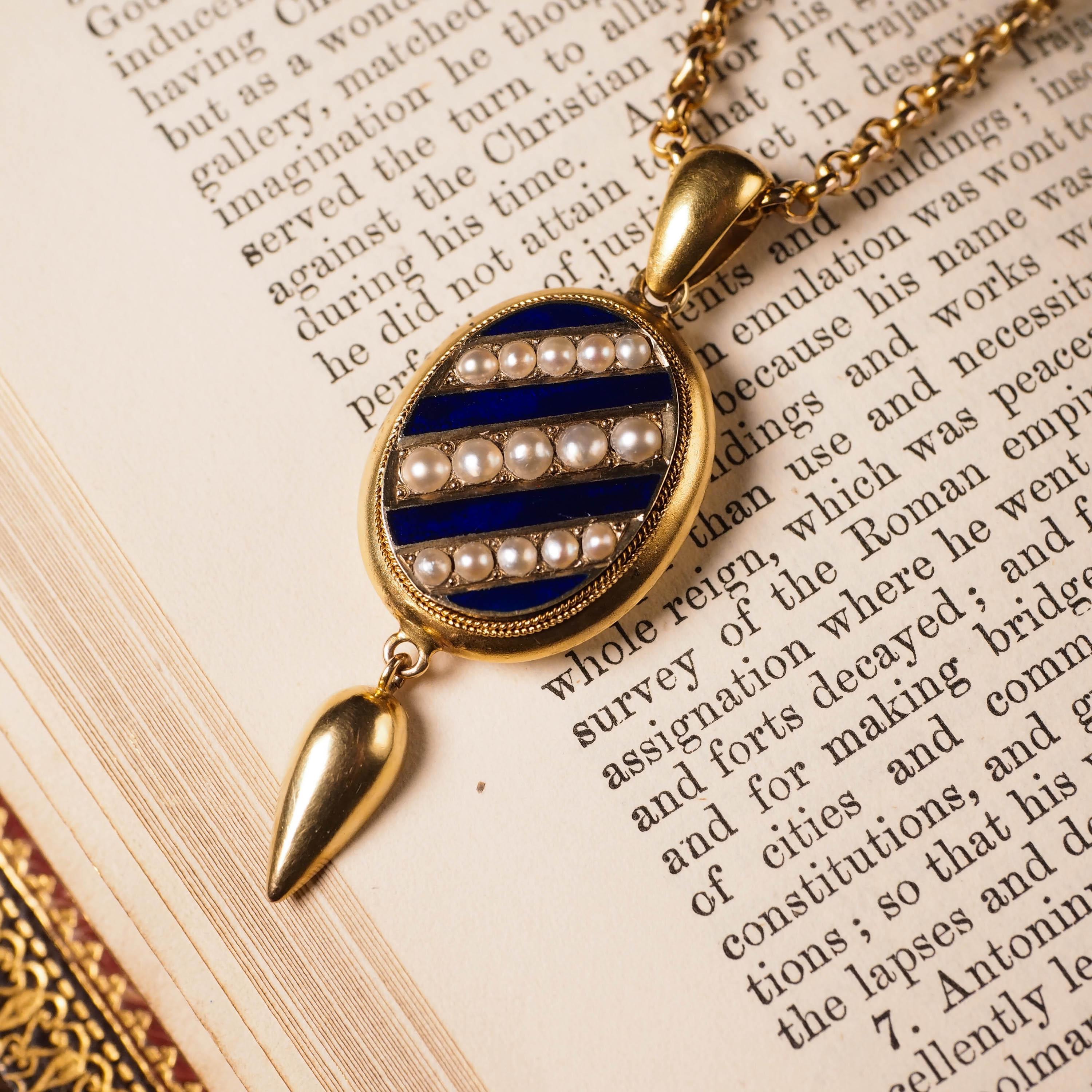 Antica collana vittoriana in oro 15 carati con smalto blu e ciondolo di perle - c.1880 in vendita 11