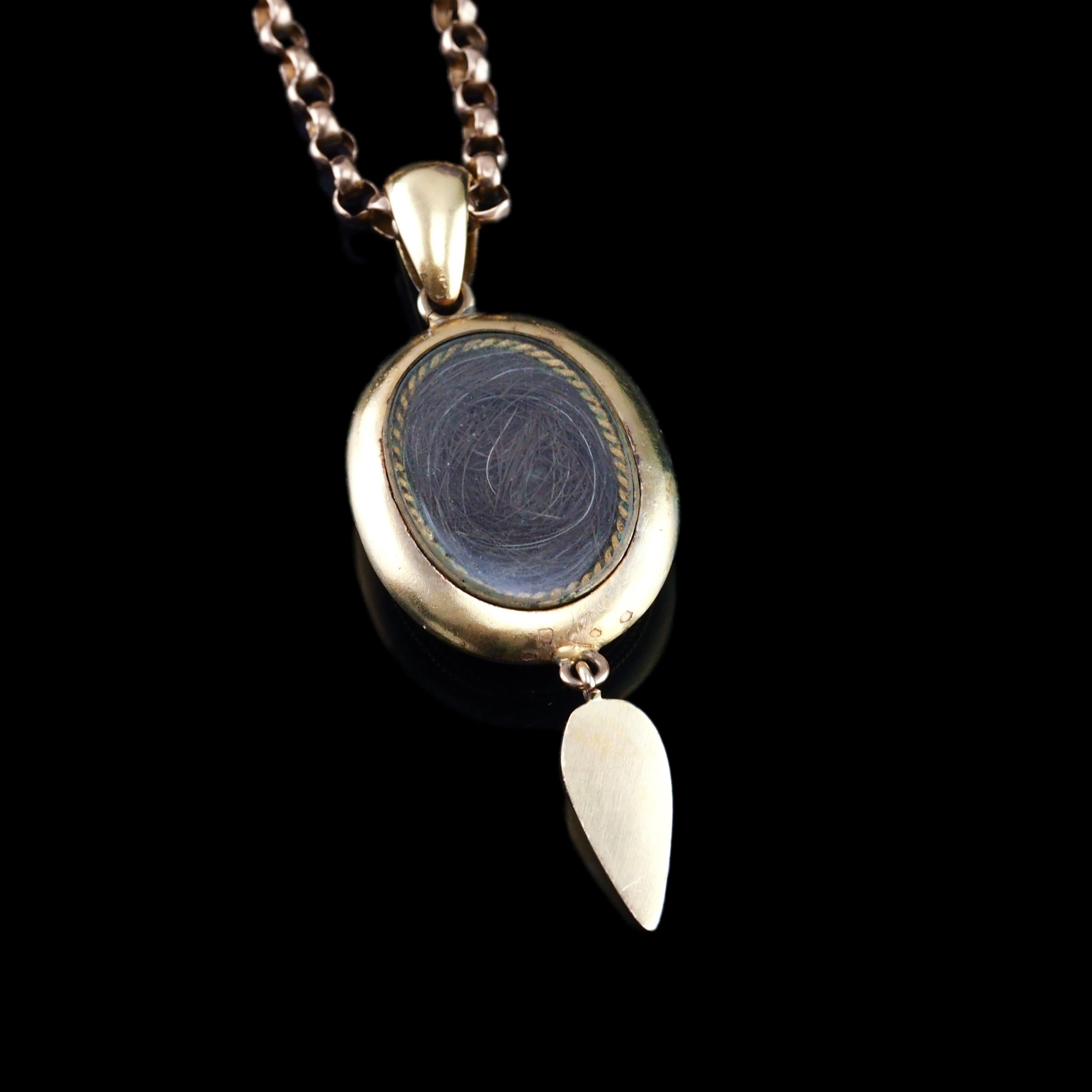 Antica collana vittoriana in oro 15 carati con smalto blu e ciondolo di perle - c.1880 in vendita 3