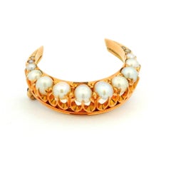 Victorian 15K Gold Crescent Moon Brooch with Pearls, 1880s