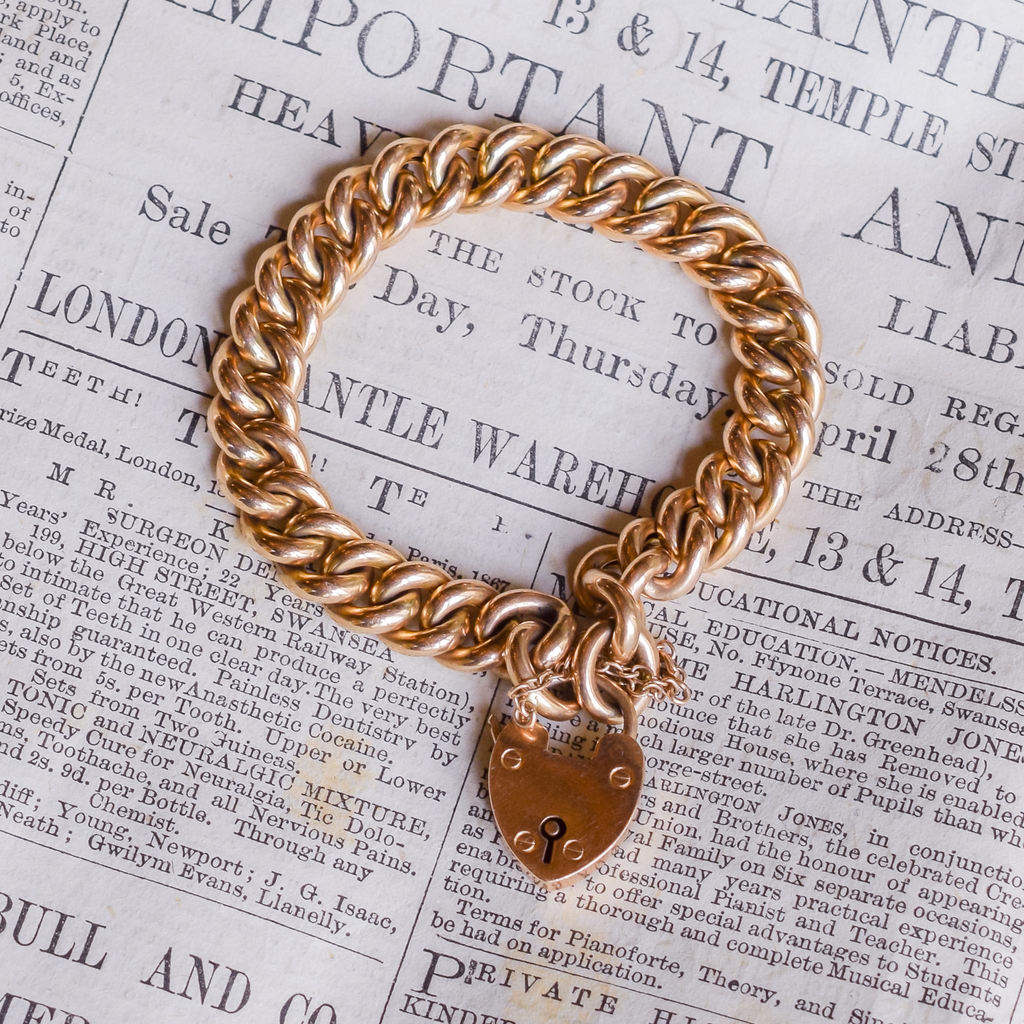 Women's Antique Victorian 15 Karat Gold Curb Link Bracelet with Heart Padlock