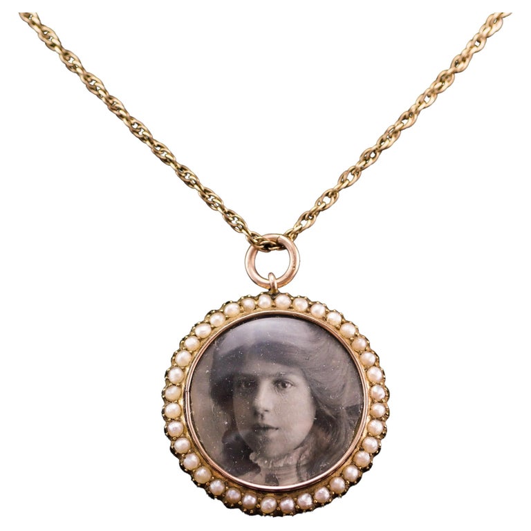 Pendentif Stella Mia en acier et nacre blanche véritable forme goutte