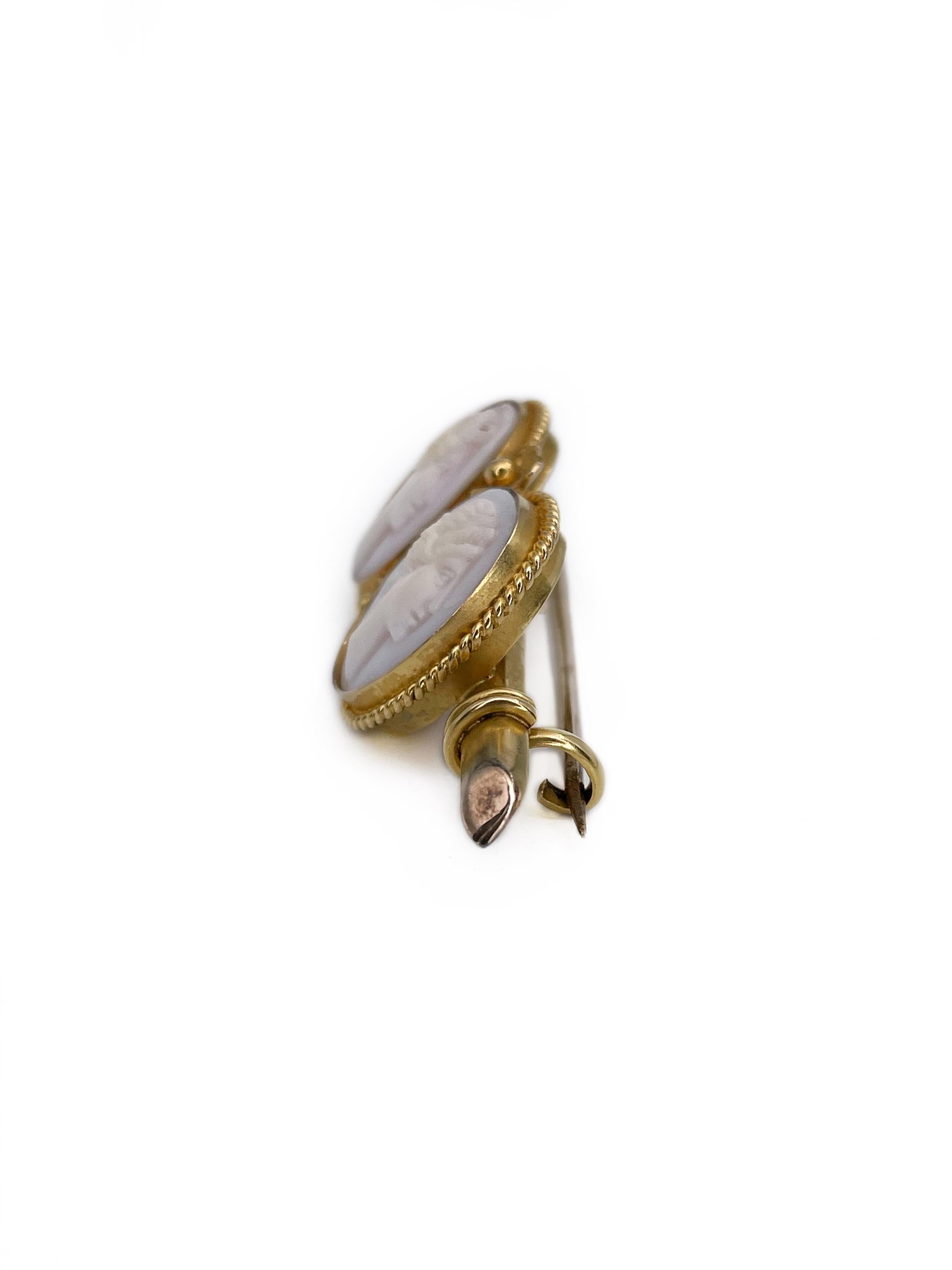 Women's or Men's Antique Victorian 9 Karat Gold Right Facing Double Shell Cameo Bar Brooch
