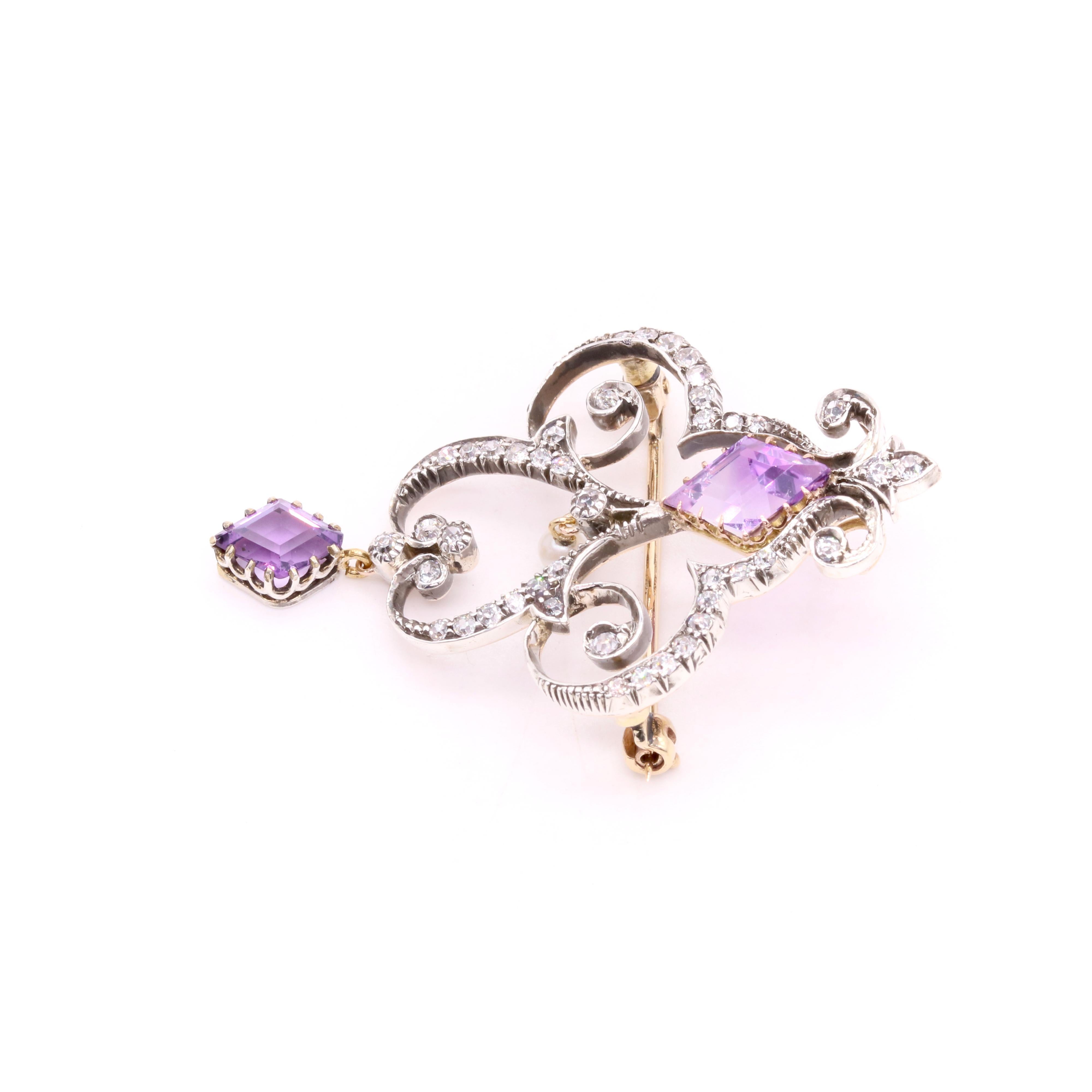Antique Victorian 15K Gold & Silver Amethyst, Diamond & Pearl Pendant or Brooch In Good Condition For Sale In Staines-Upon-Thames, GB