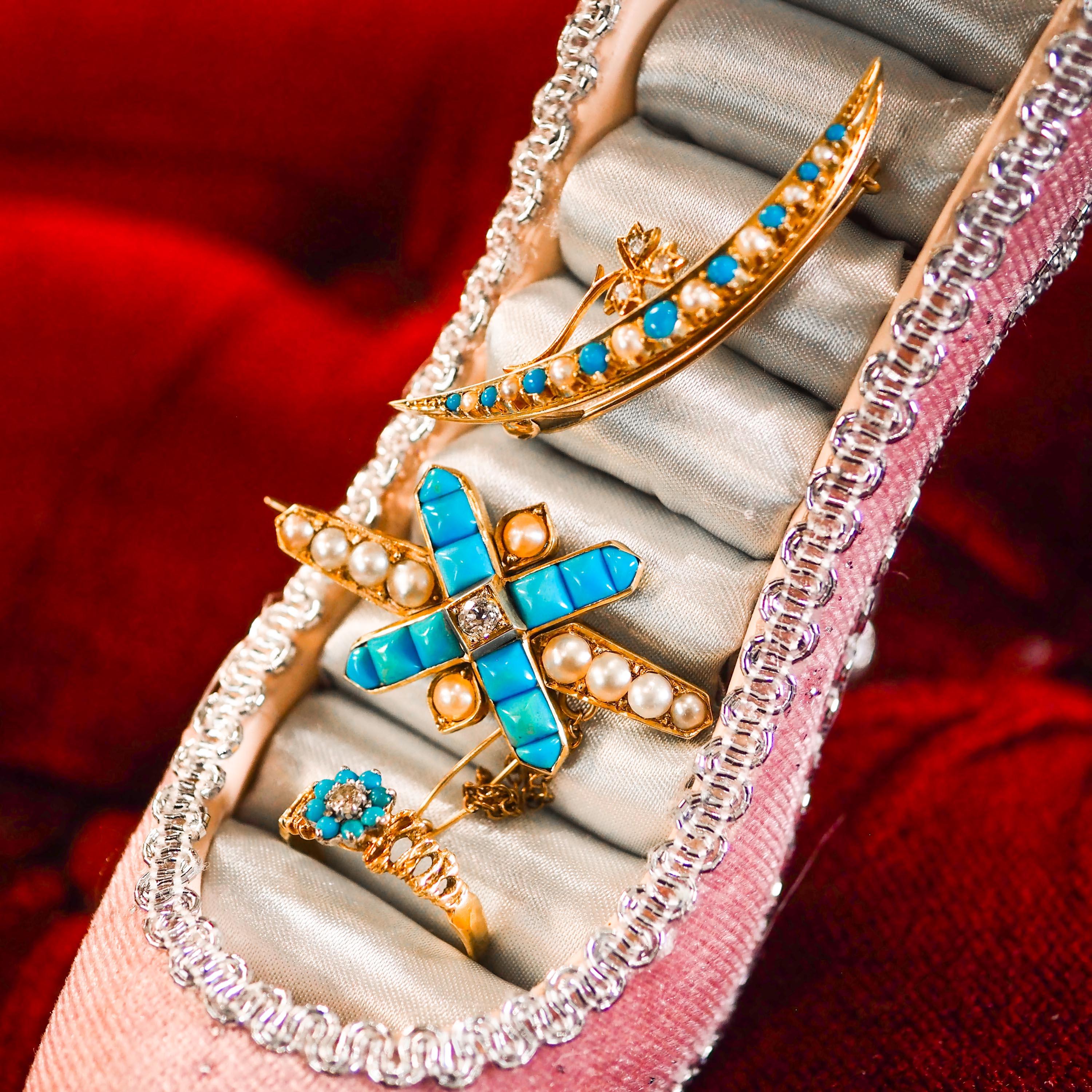 Antique Victorian 15k Gold Turquoise, Pearl & Diamond Crescent Brooch, c.1900 For Sale 14