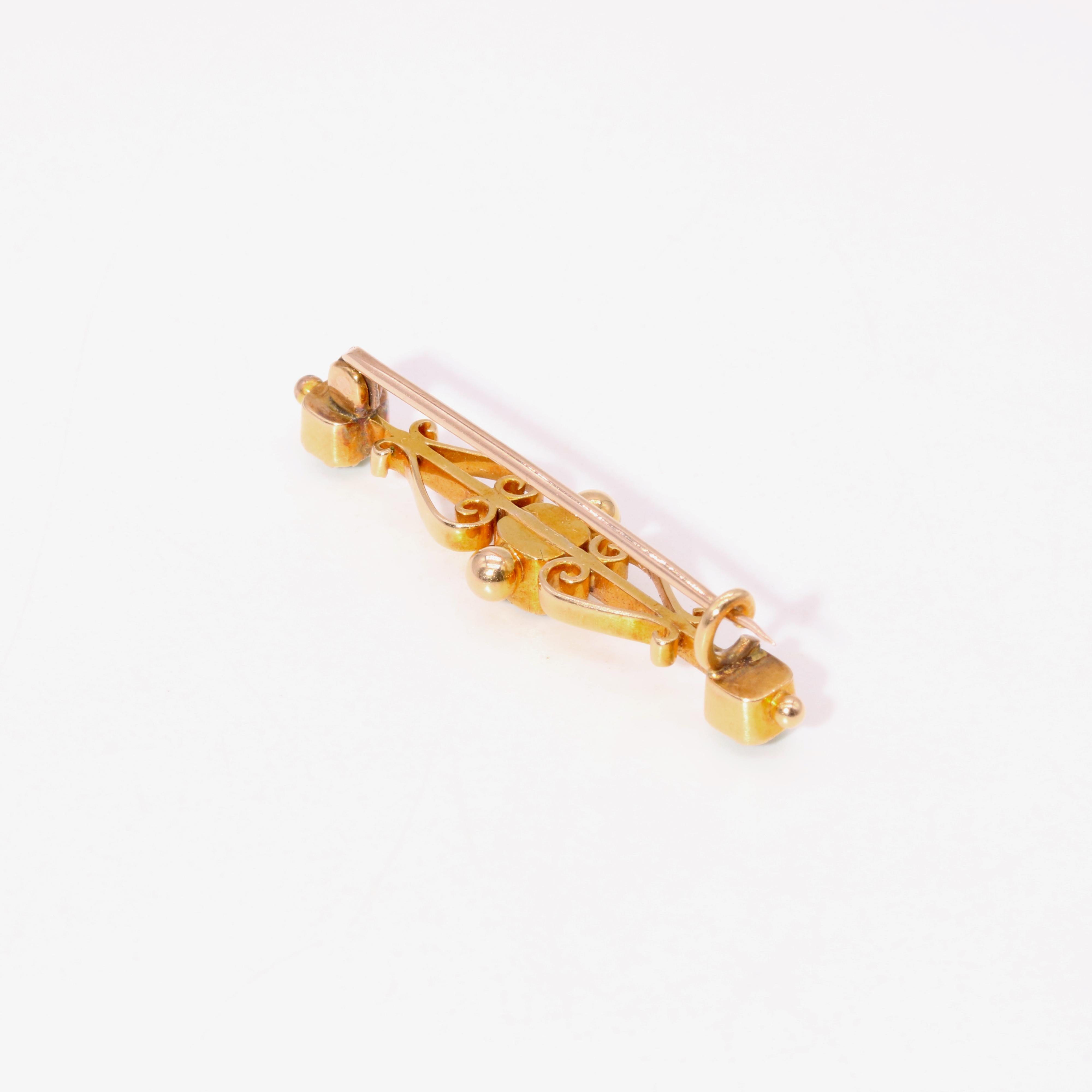 Antique Victorian 15K Yellow Gold 0.71ctw Square Cut Emerald Brooch 3