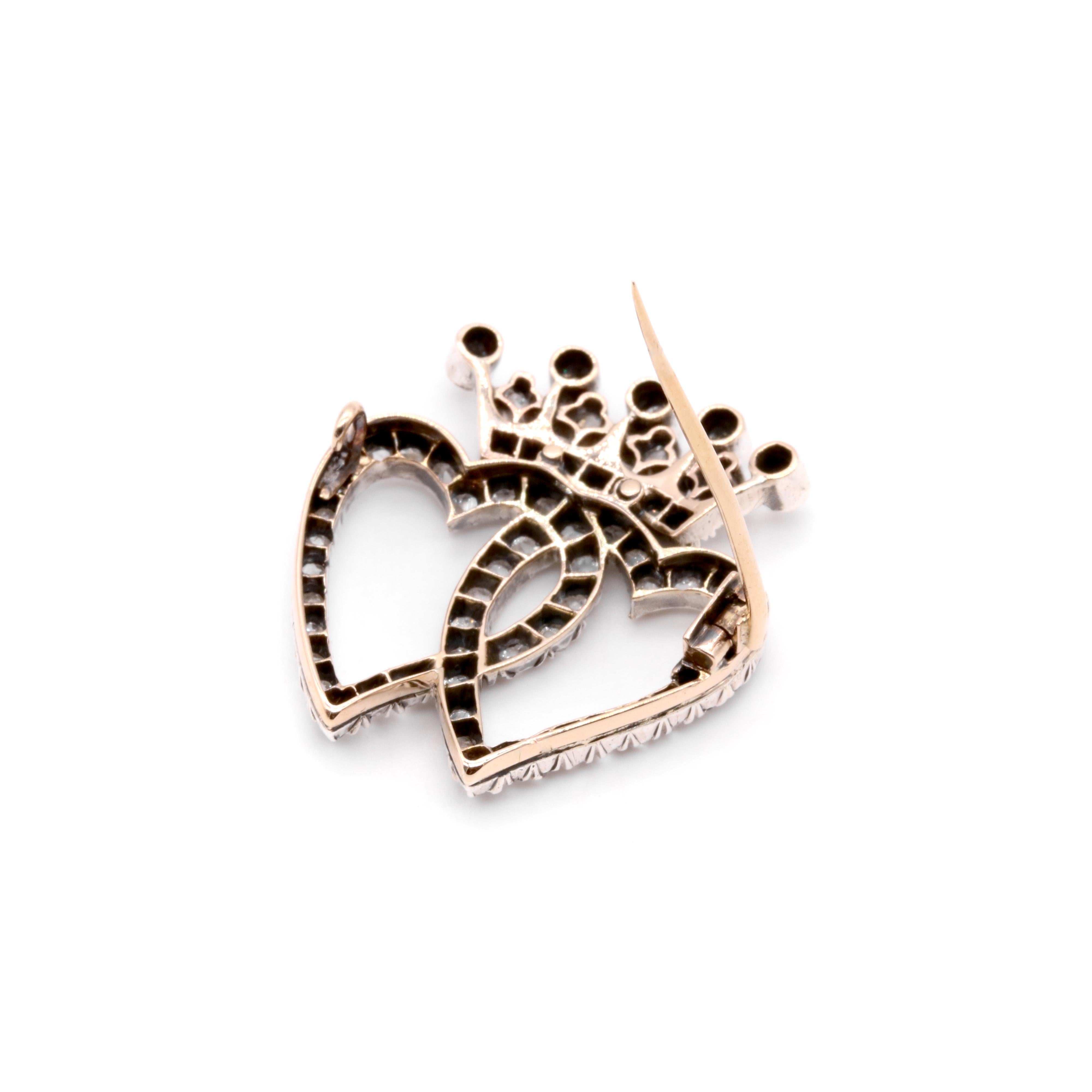Antique Victorian 15K Yellow Gold and Silver Diamond Crowned Hearts Brooch For Sale 4
