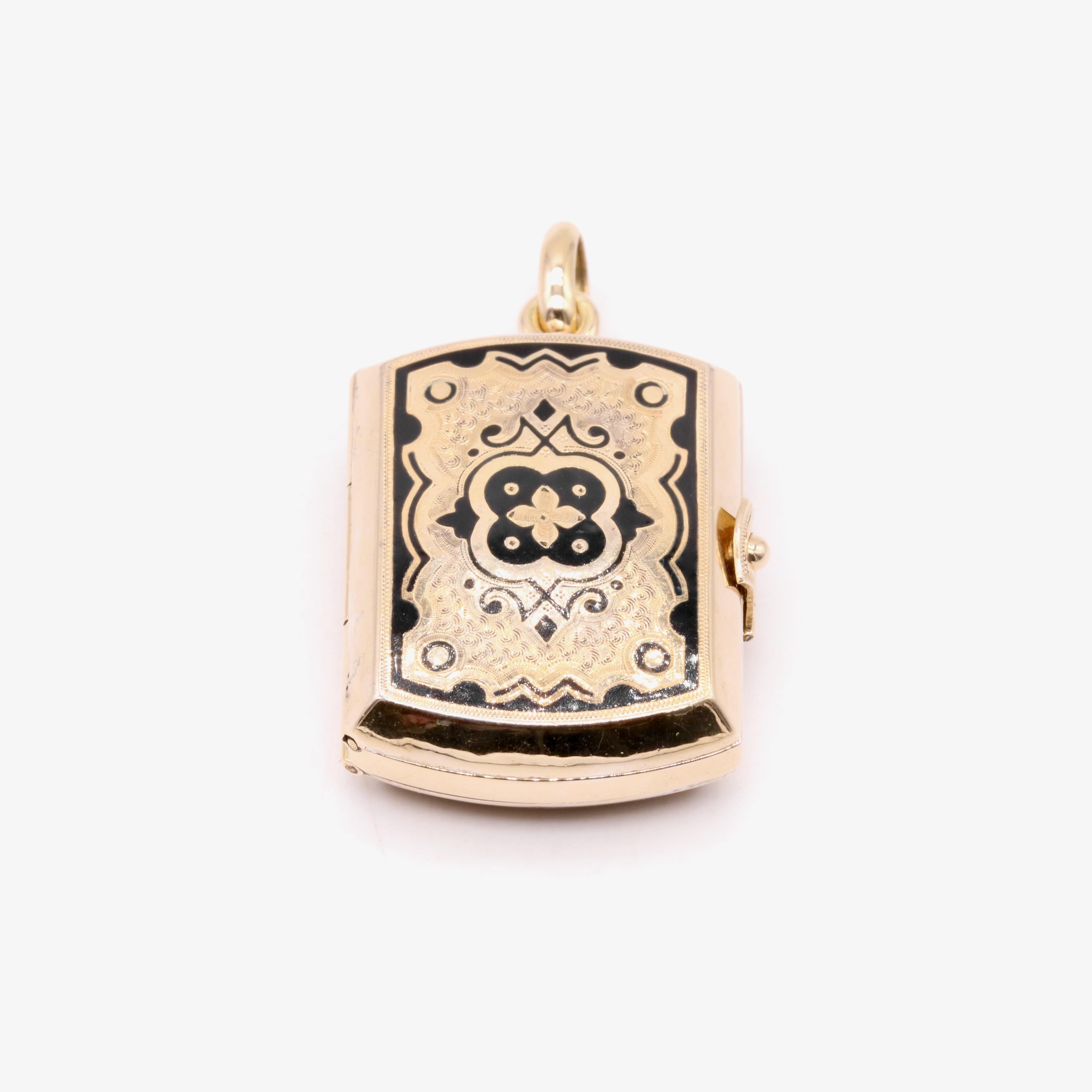Women's or Men's Antique Victorian 15K Yellow Gold Black Enamel Family Book Locket