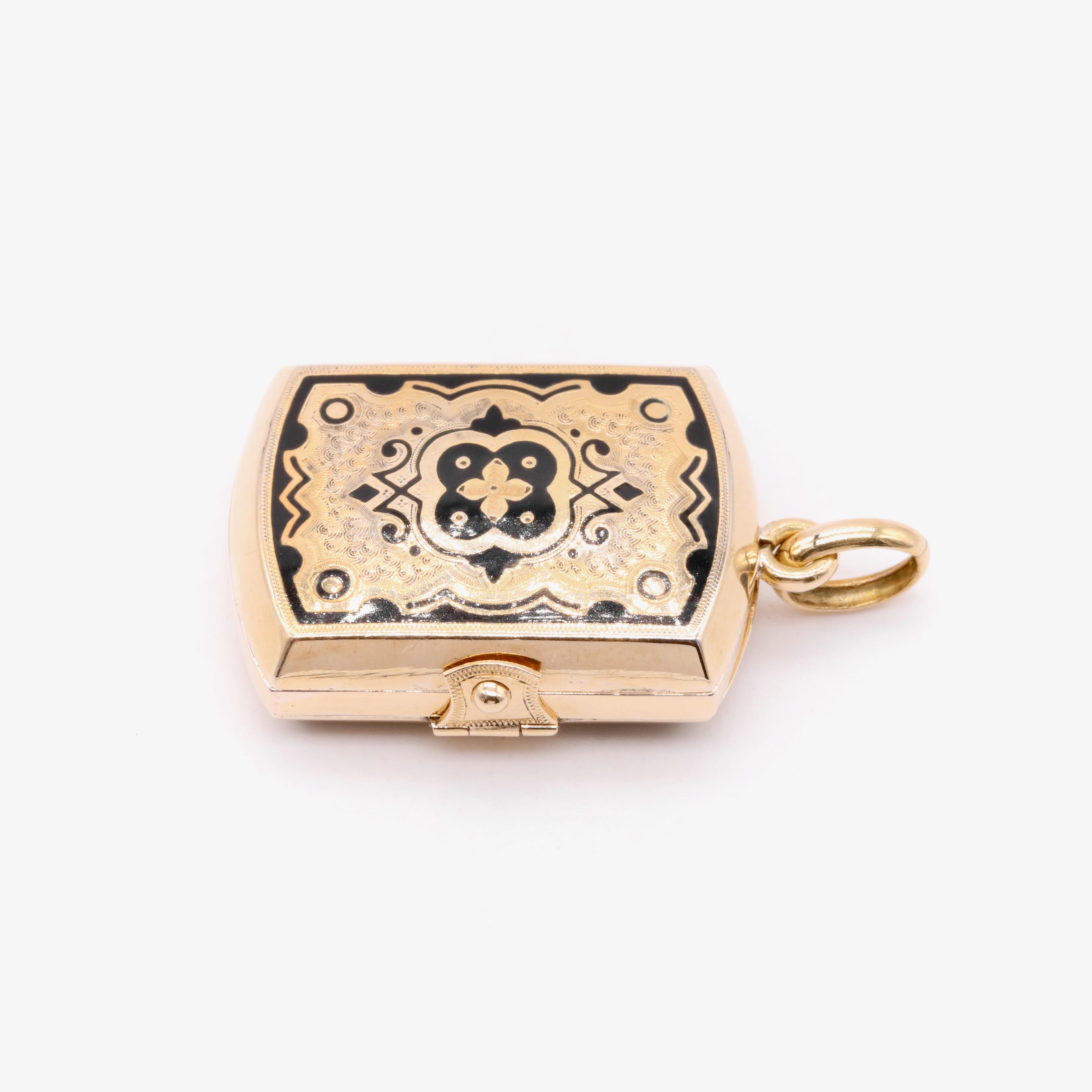 Antique Victorian 15K Yellow Gold Black Enamel Family Book Locket 1