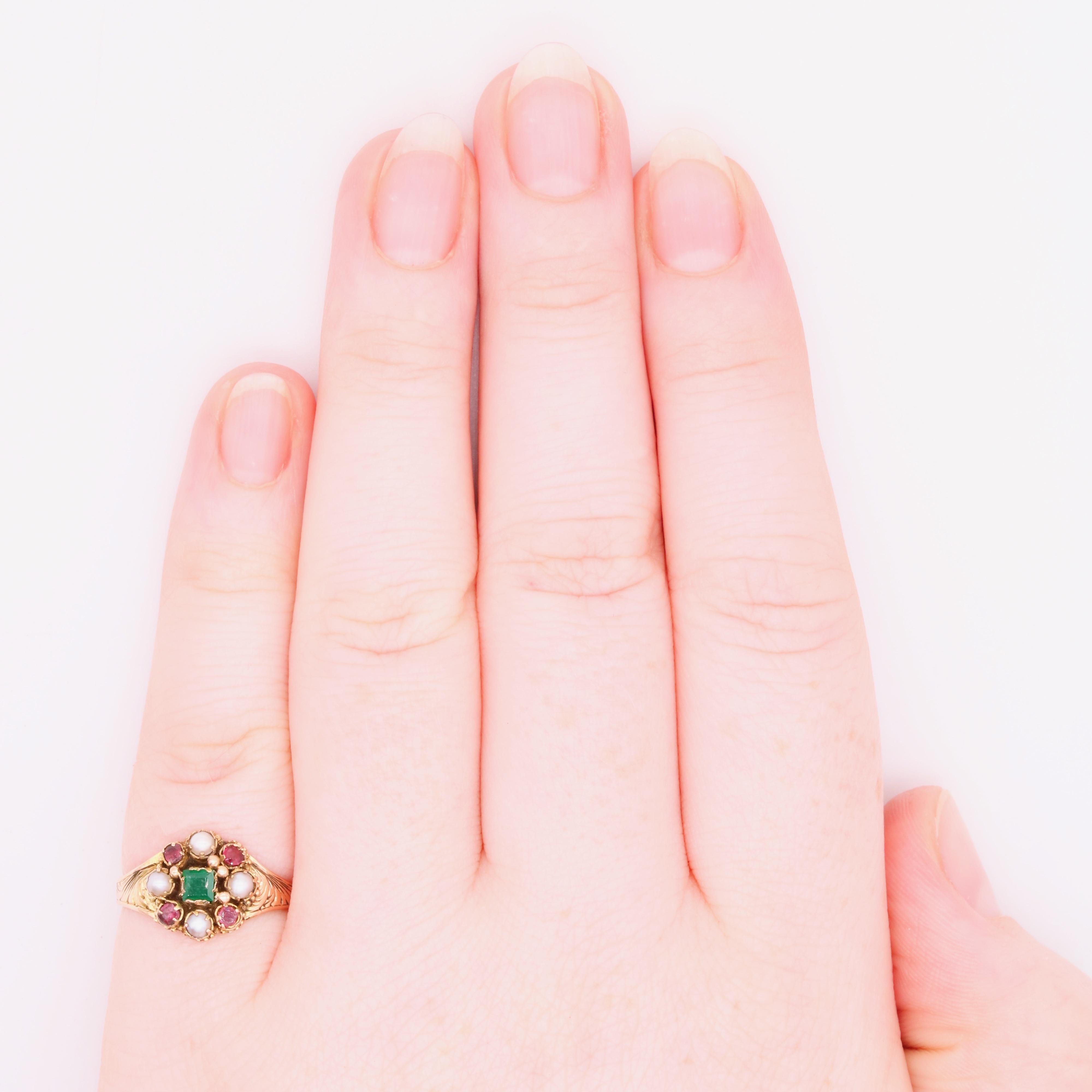 Antique Victorian 15K Yellow Gold Emerald, Garnet and Pearl Cluster Ring For Sale 5