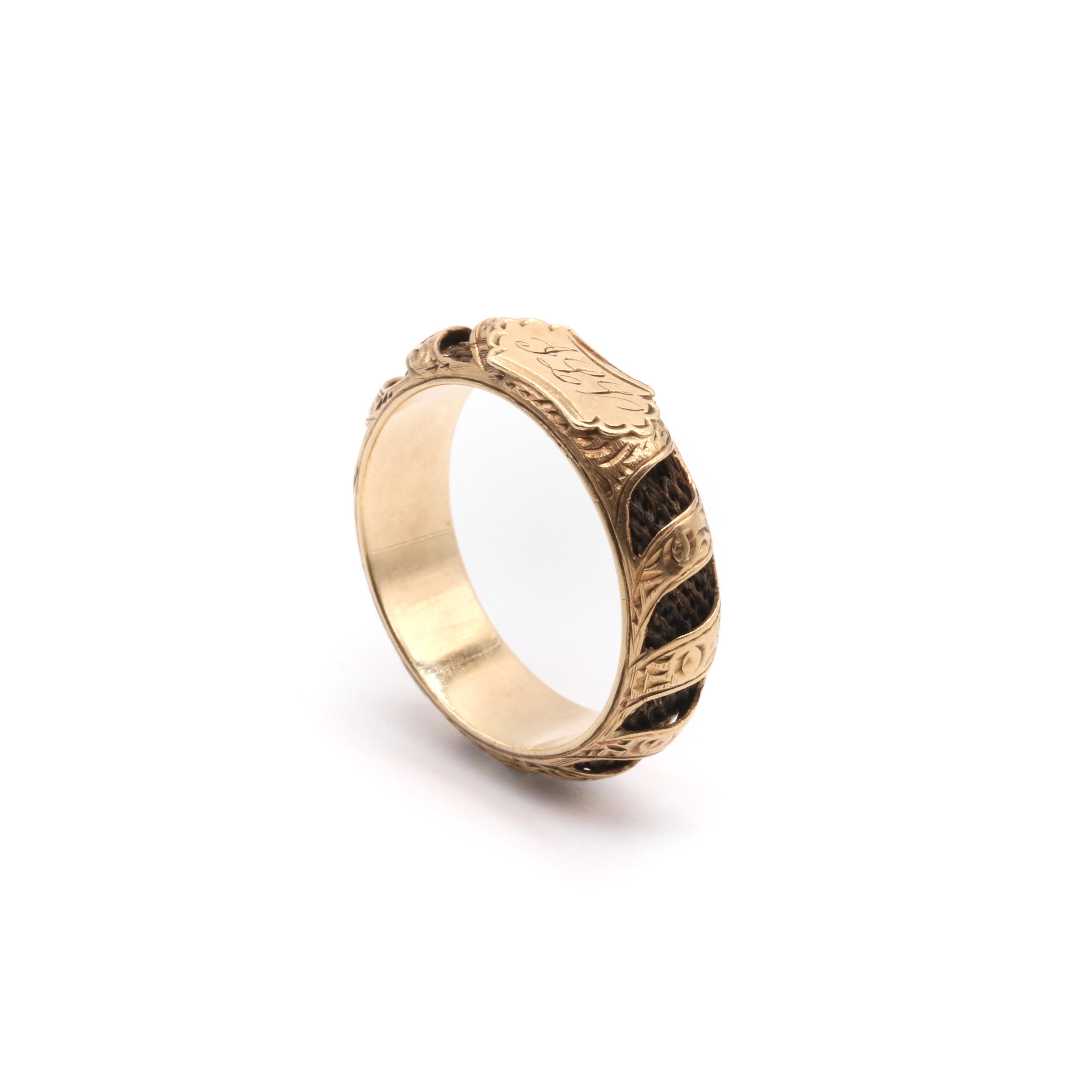 Antique Victorian 15K Yellow Gold Hairwork Floral Chased Mourning Ring For Sale 4