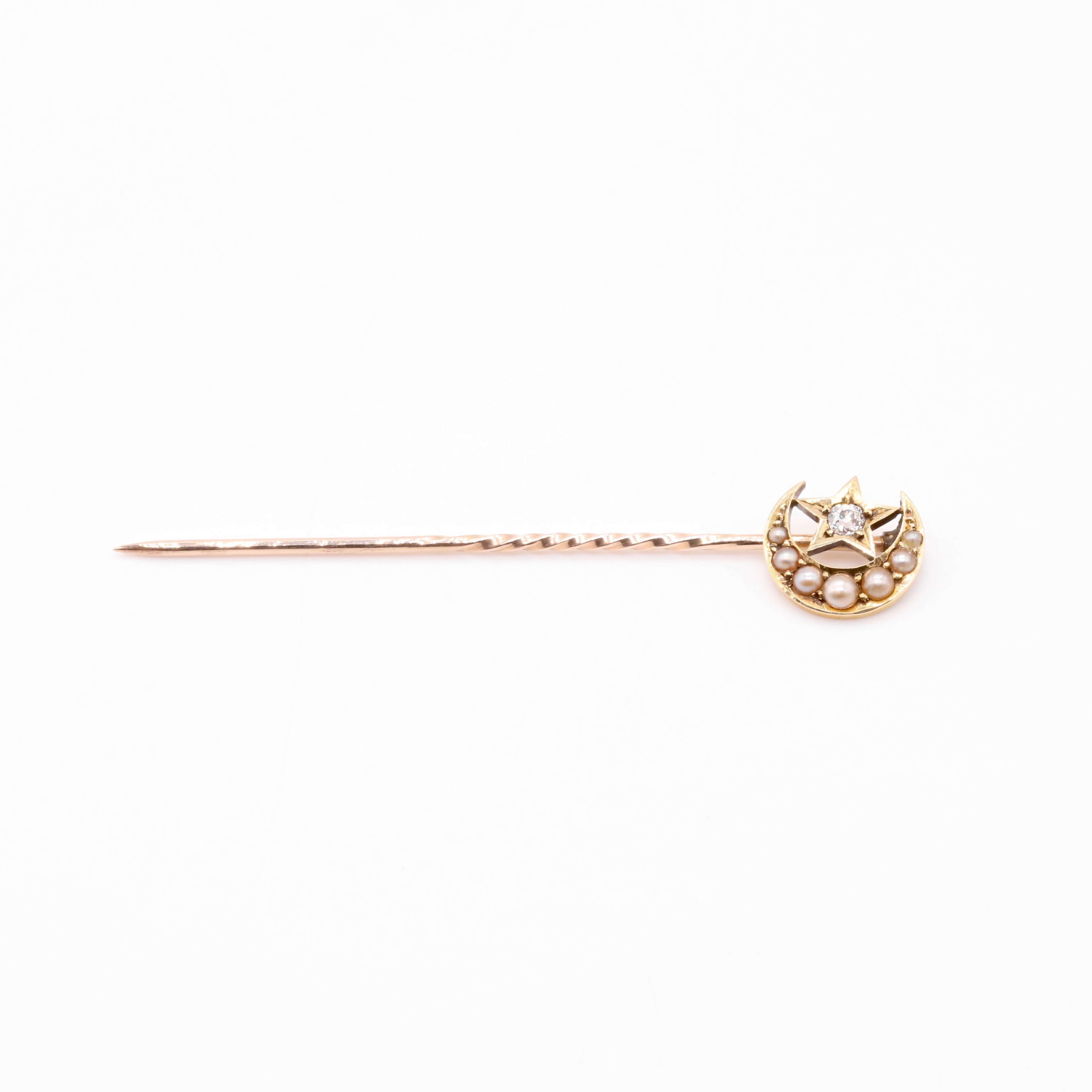 Antique Victorian 15K Yellow Gold Pearl and Diamond Moon and Star Stick Pin For Sale 1