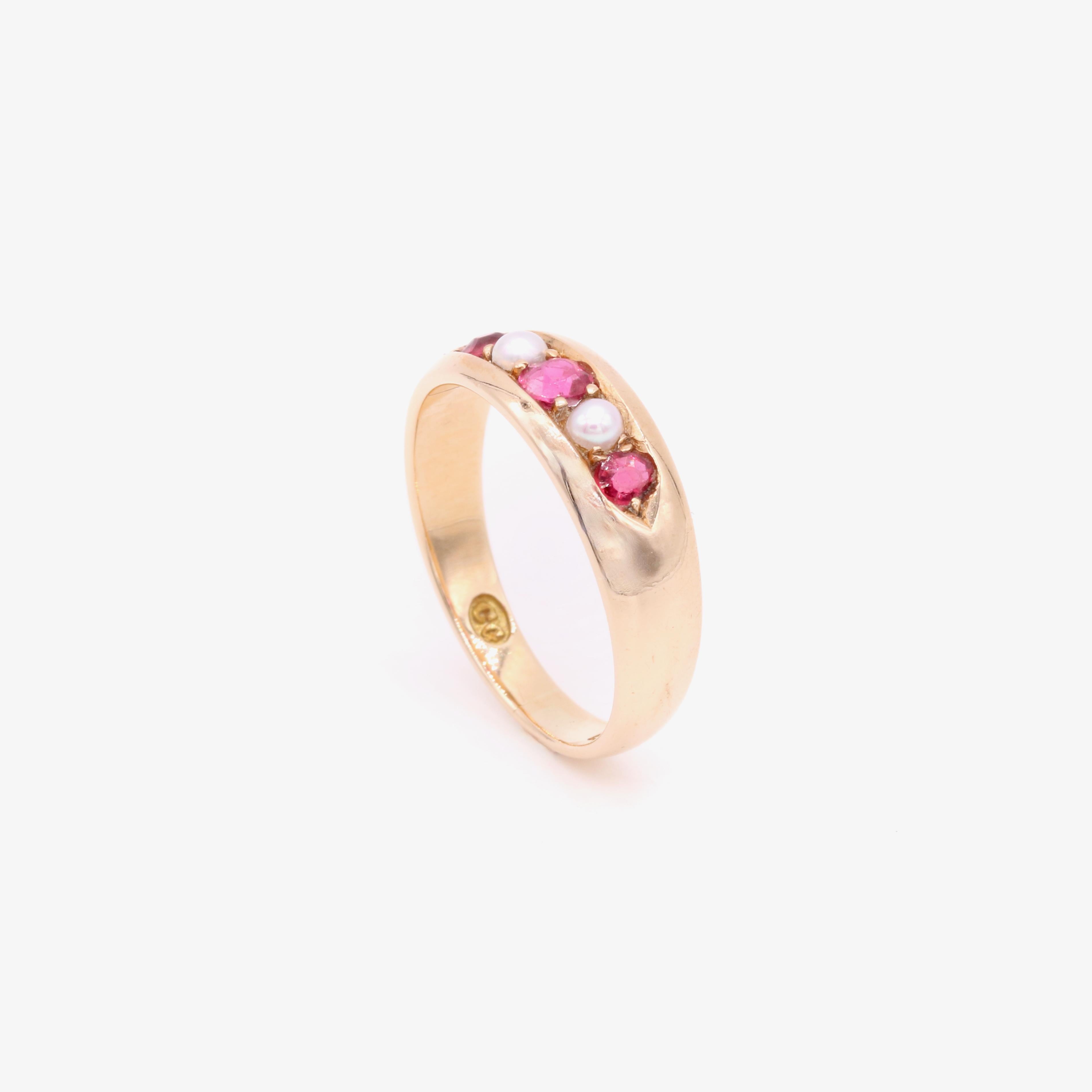 Antique Victorian 15K Yellow Gold Ruby and Pearl 5 Stone Band Ring For Sale 3