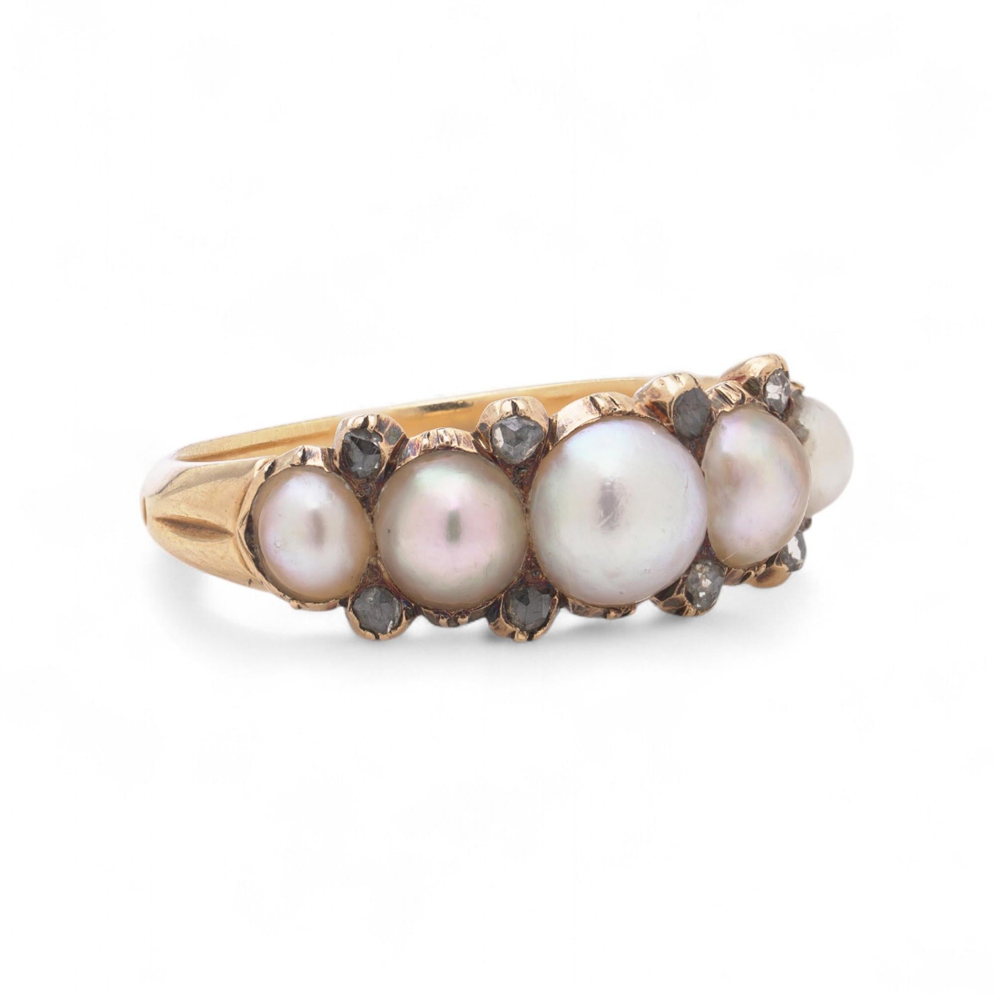 Ancienne bague victorienne à cinq pierres en or 15kt avec perles et diamants taillés en rose Pour femmes en vente