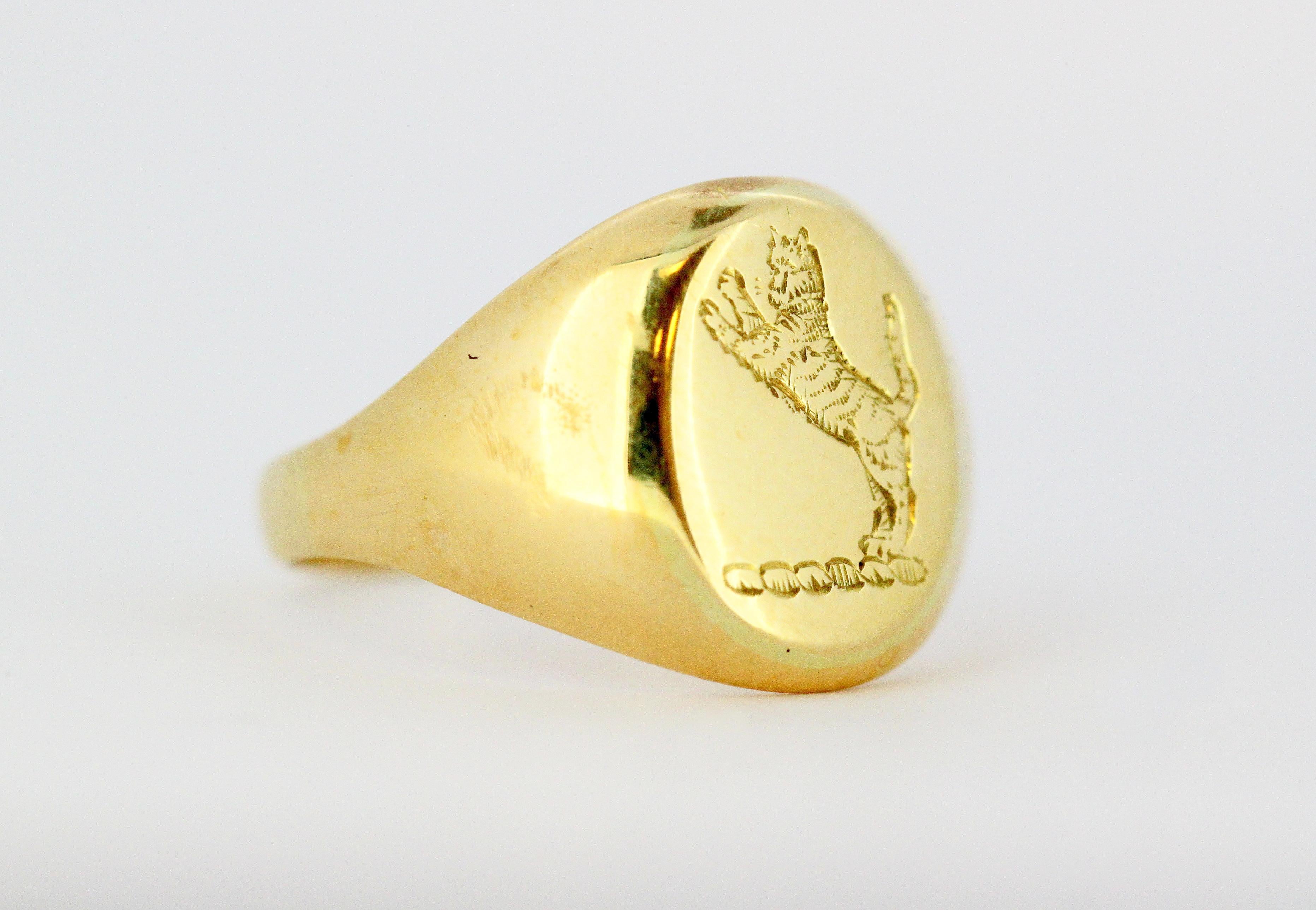 Antique Victorian 15kt yellow gold seal ring.
Made in England Circa 1880.
Tested positive for 15kt gold.

Dimensions -
Finger Size: (UK) = O (US) = 7 1/2 (EU) = 55 1/4
Size : 2.2 x 2 x 1.5 cm
Weight: 8 grams total

Condition : Ring is pre-owned, has