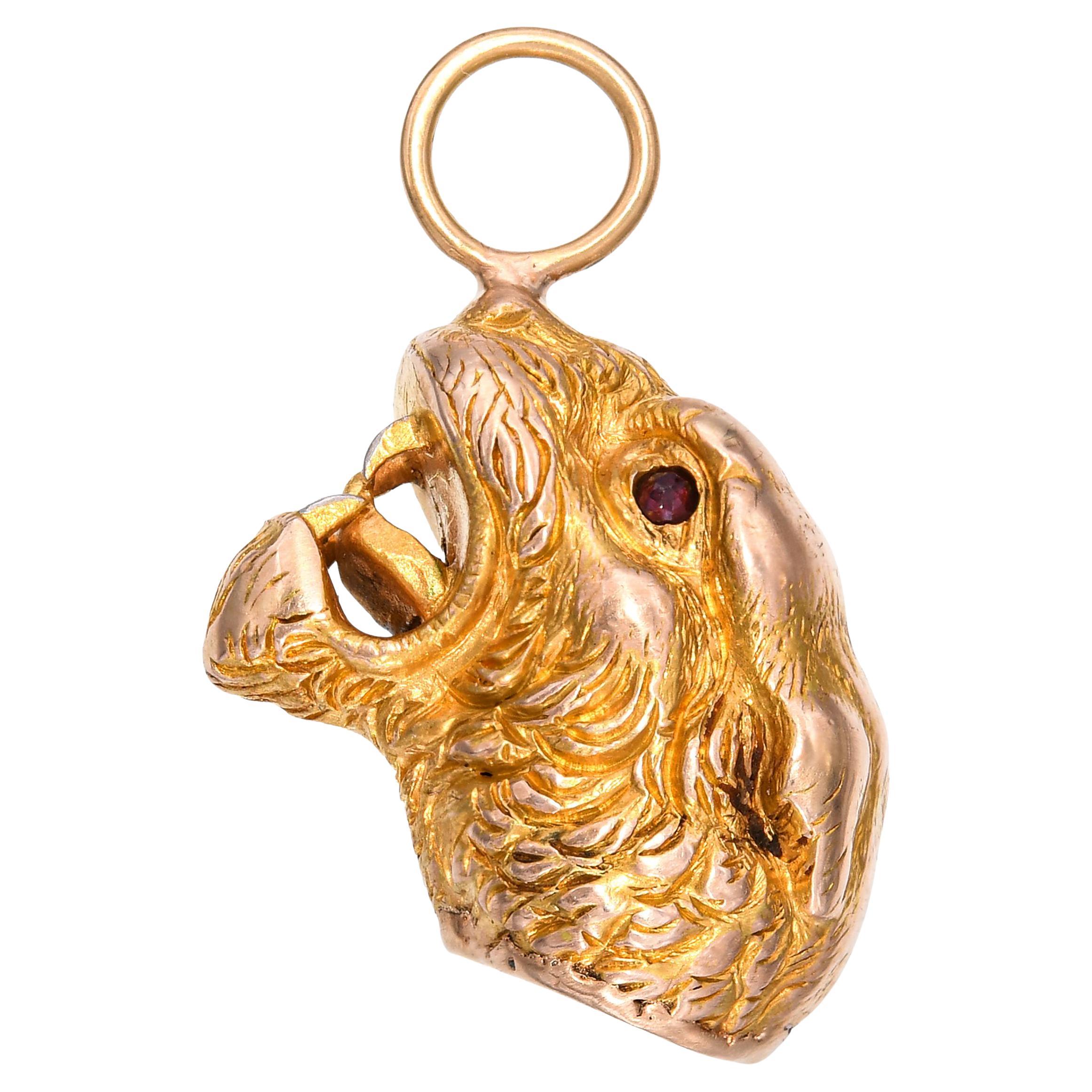 Antico ciondolo scultoreo vittoriano in oro giallo 17k con testa di tigre scolpita