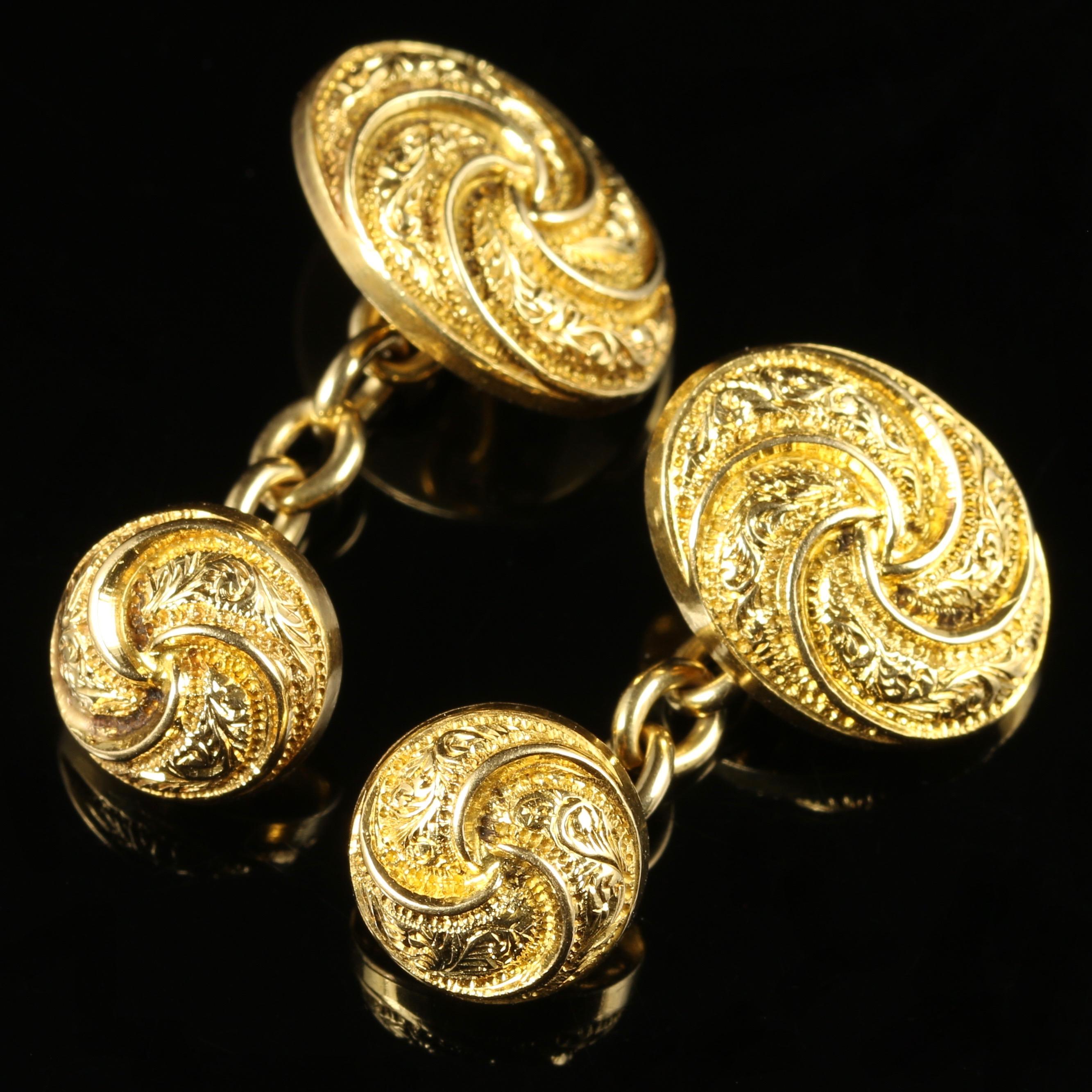 For more details please click continue reading down below...

These wonderful antique Victorian double cufflinks are set in 18ct solid Gold. Circa 1900

Adorned with fabulous detailing all round and hallmarked 18ct on the reverse.

These cufflinks