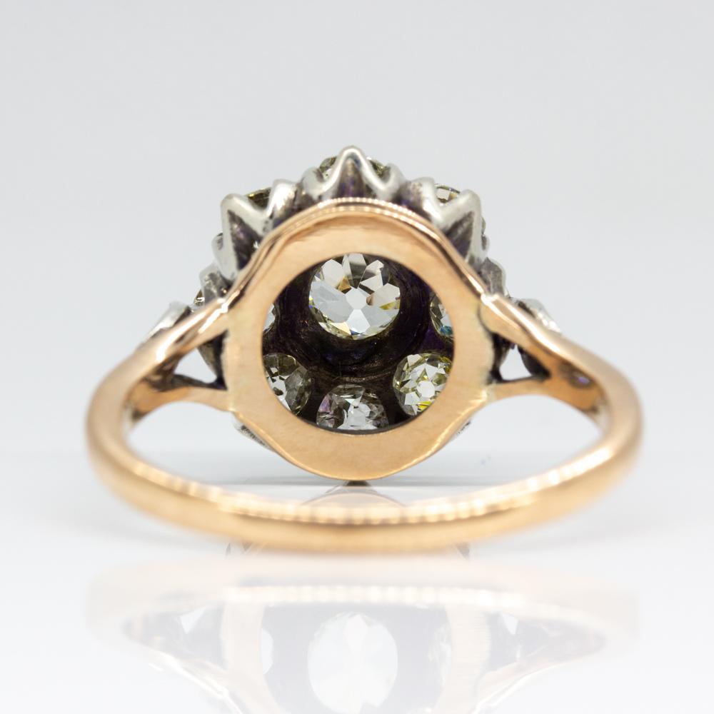 Antique Victorian 18 Karat Gold and Silver Old Mine Cut Diamonds Ring In Excellent Condition In Miami, FL