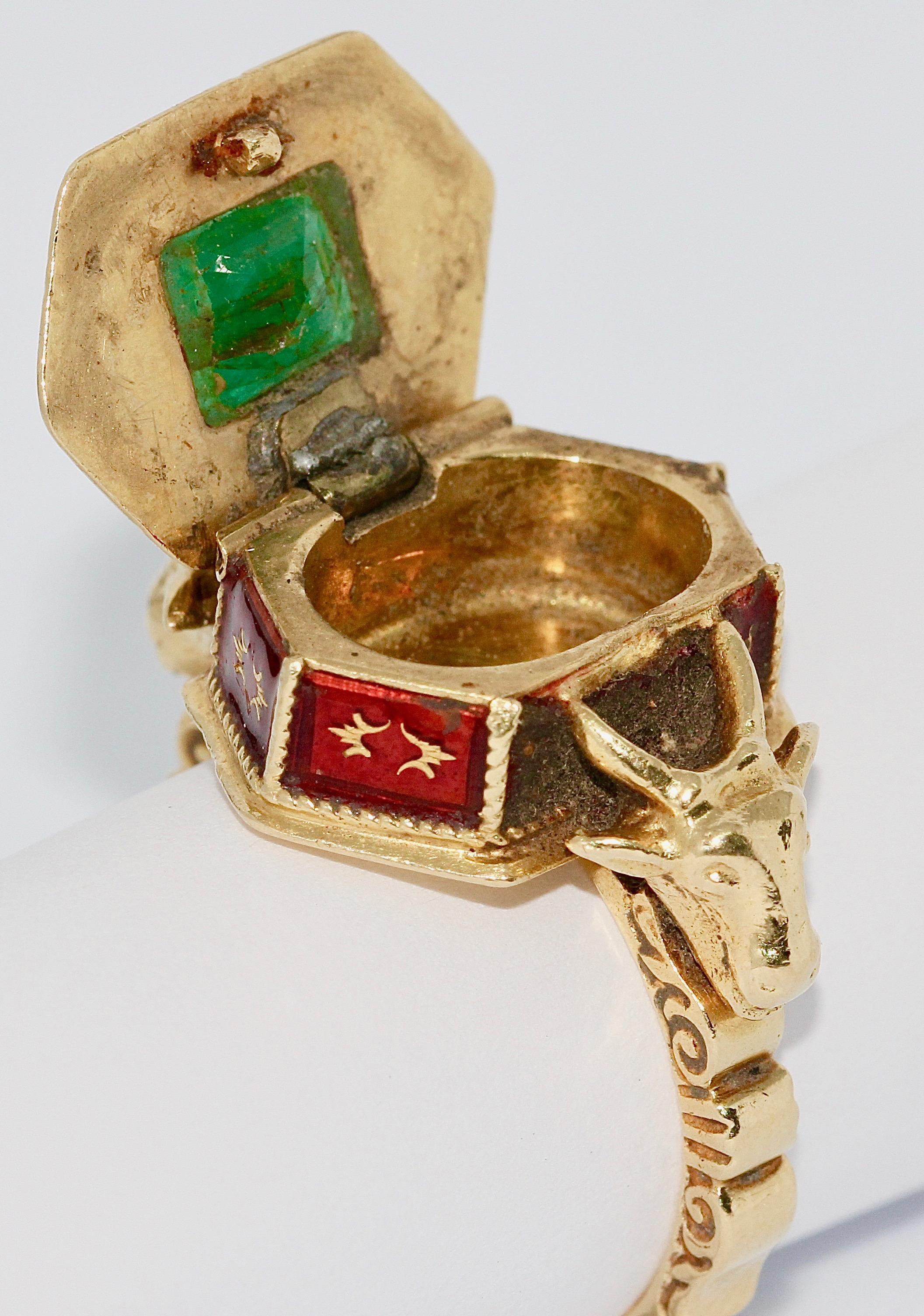 Antique Victorian 18 Karat Gold, Emerald and Enamel Snuff, Poison, Locket Ring 4
