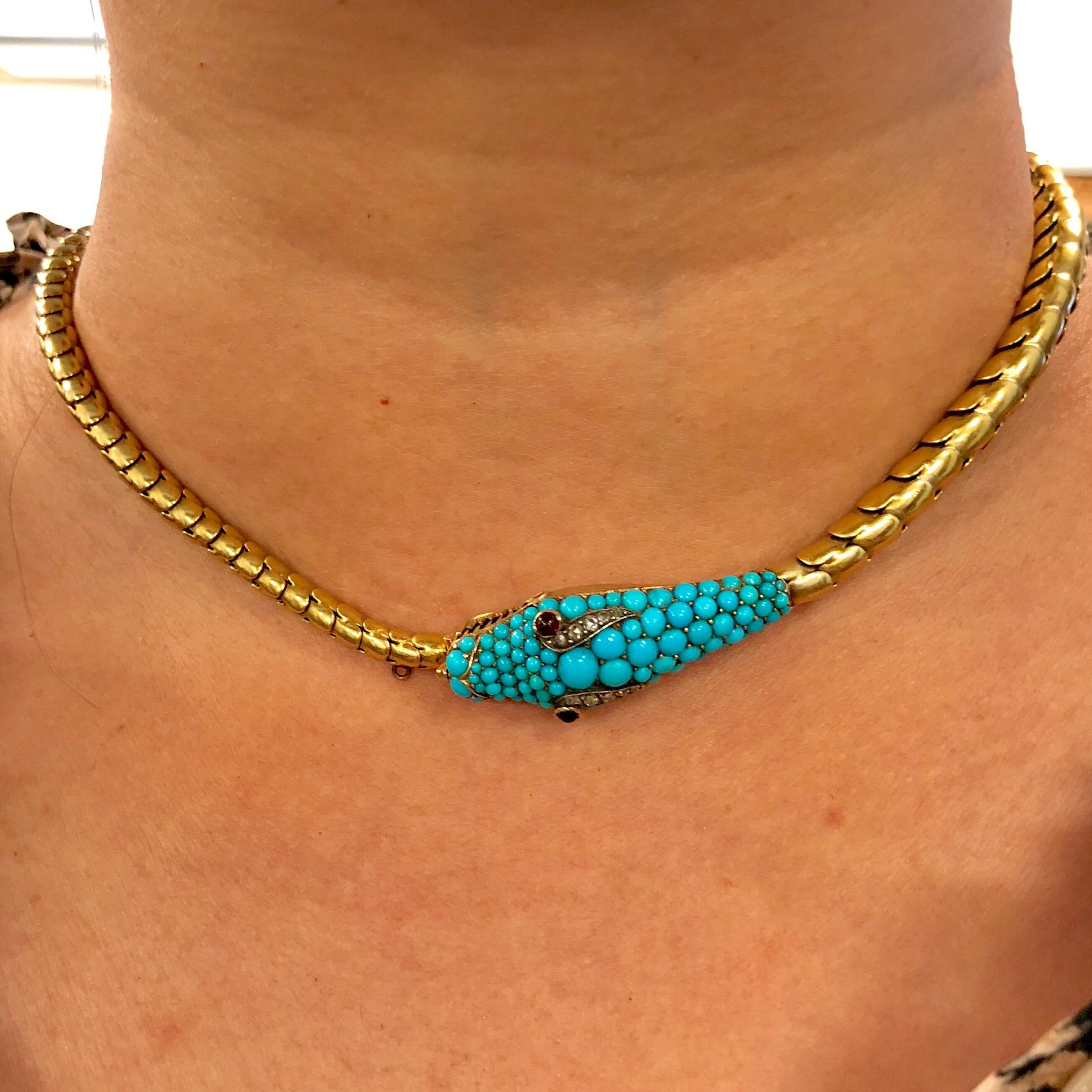 Antique Victorian 18 Karat Gold Turquoise Head Snake Necklace In Good Condition In New York, NY