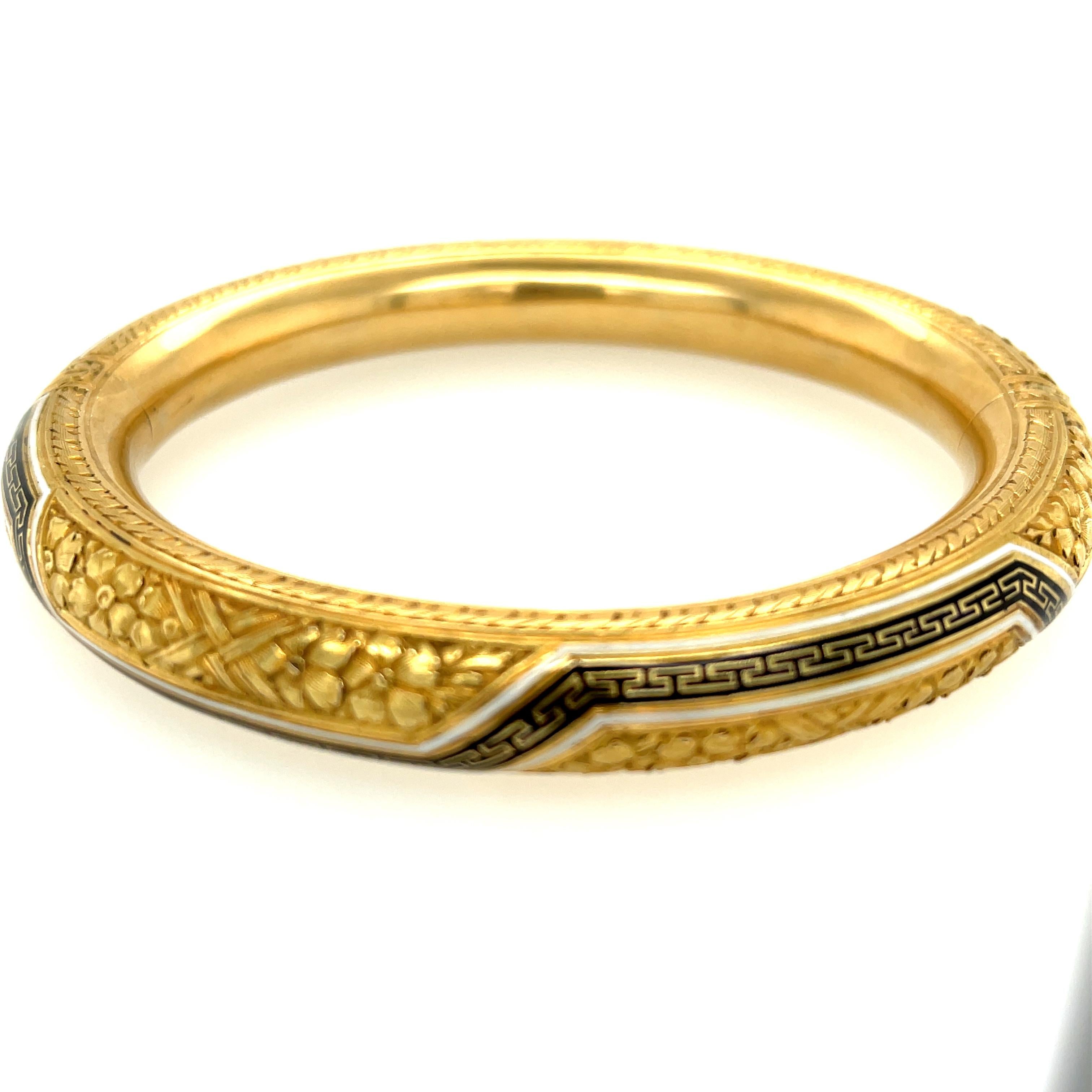 Women's or Men's Antique Victorian 18 Karat Gold White Black Enamel Engraved Bangle Bracelet For Sale