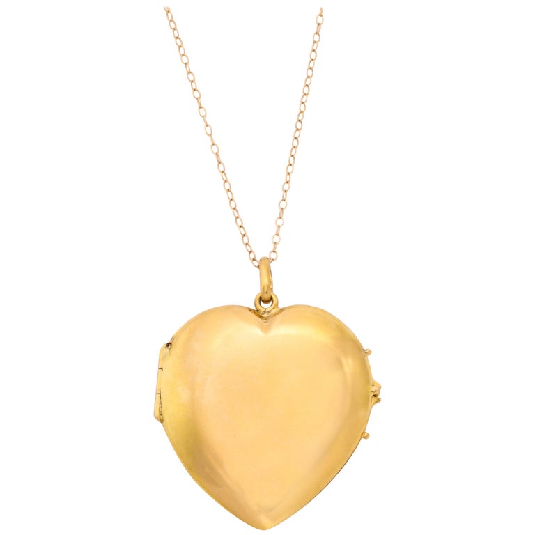 Antique Victorian 18 Karat Heart Locket For Sale at 1stdibs