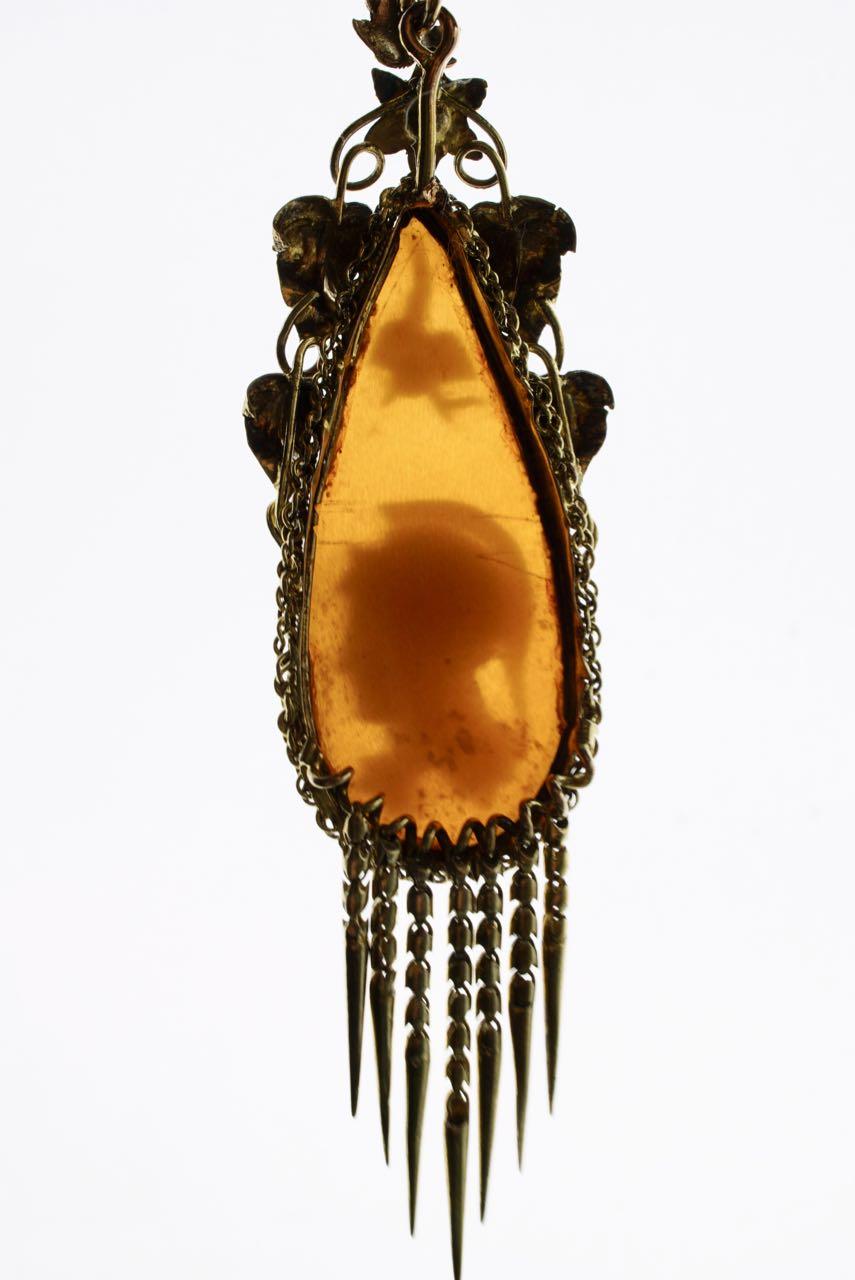Women's Antique Victorian 18 Karat Yellow Gold Shell Cameo Drop Earrings For Sale