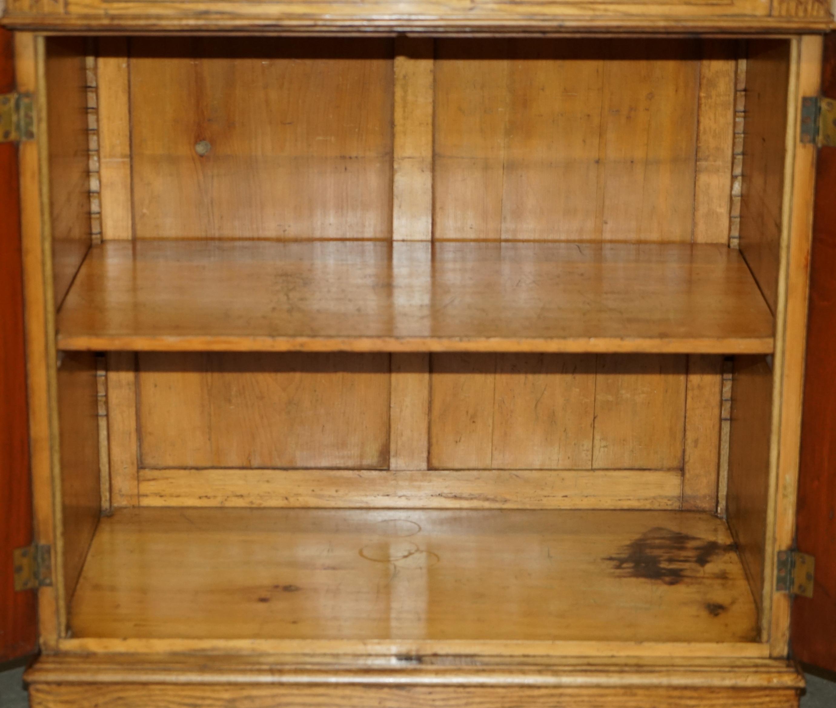 Antique Victorian 1840 a Blain & Son Liverpool Pollard Oak Bookcase Cupboard For Sale 11