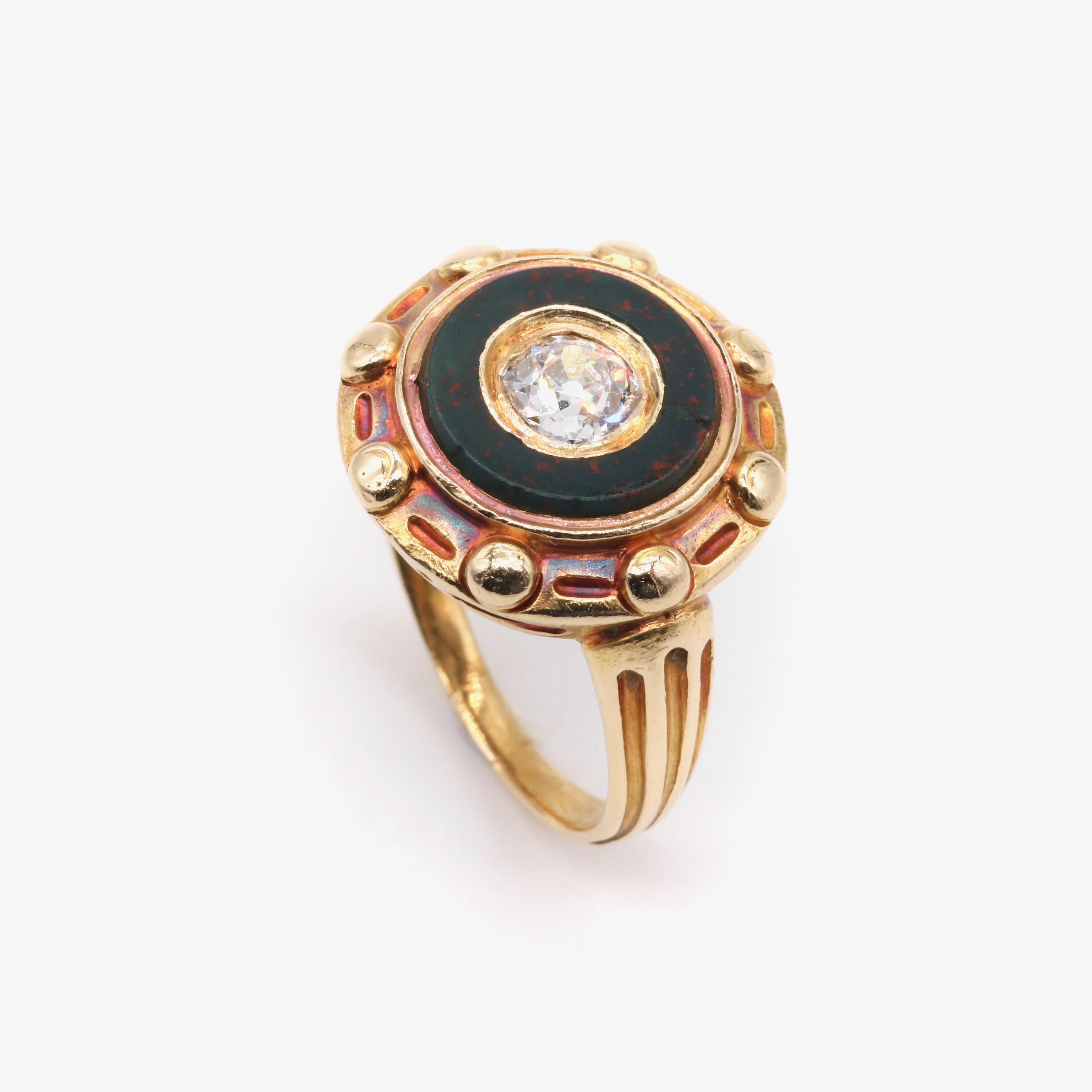 Antique Victorian 1850s 18K Yellow Gold 0.53ct Diamond & Bloodstone Target Ring For Sale 4