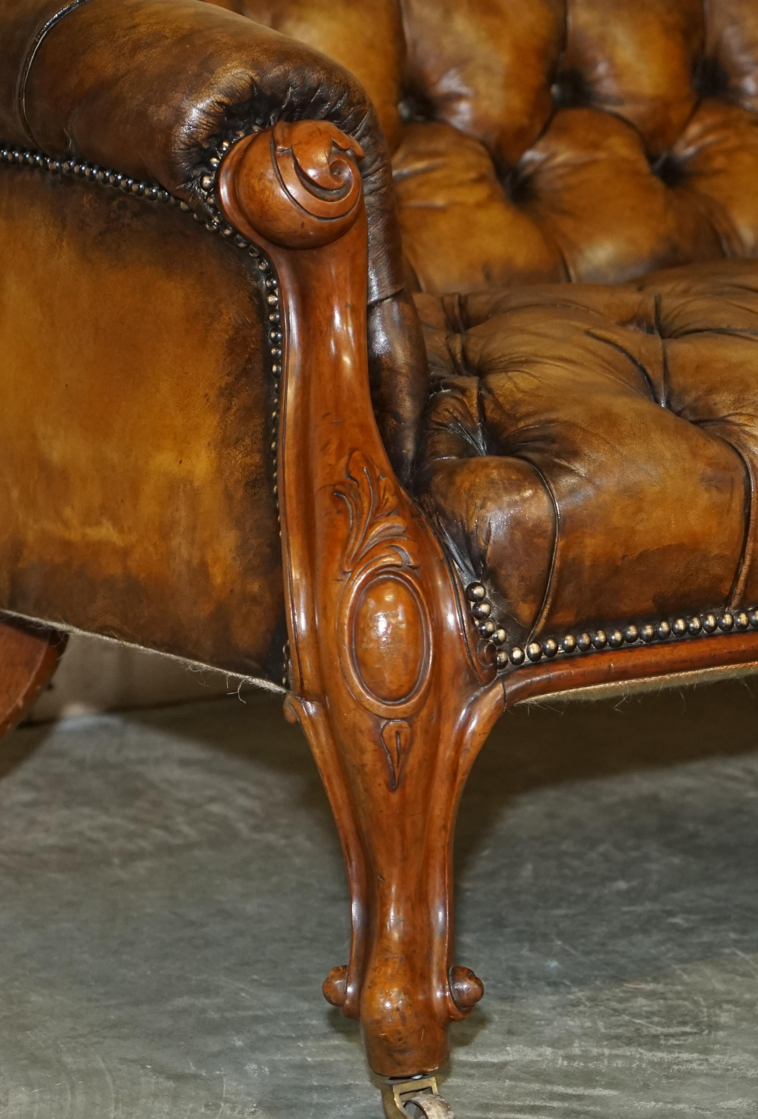Antique Victorian 1860 Show Frame Carved Walnut Chesterfield Brown Leather Sofa For Sale 3