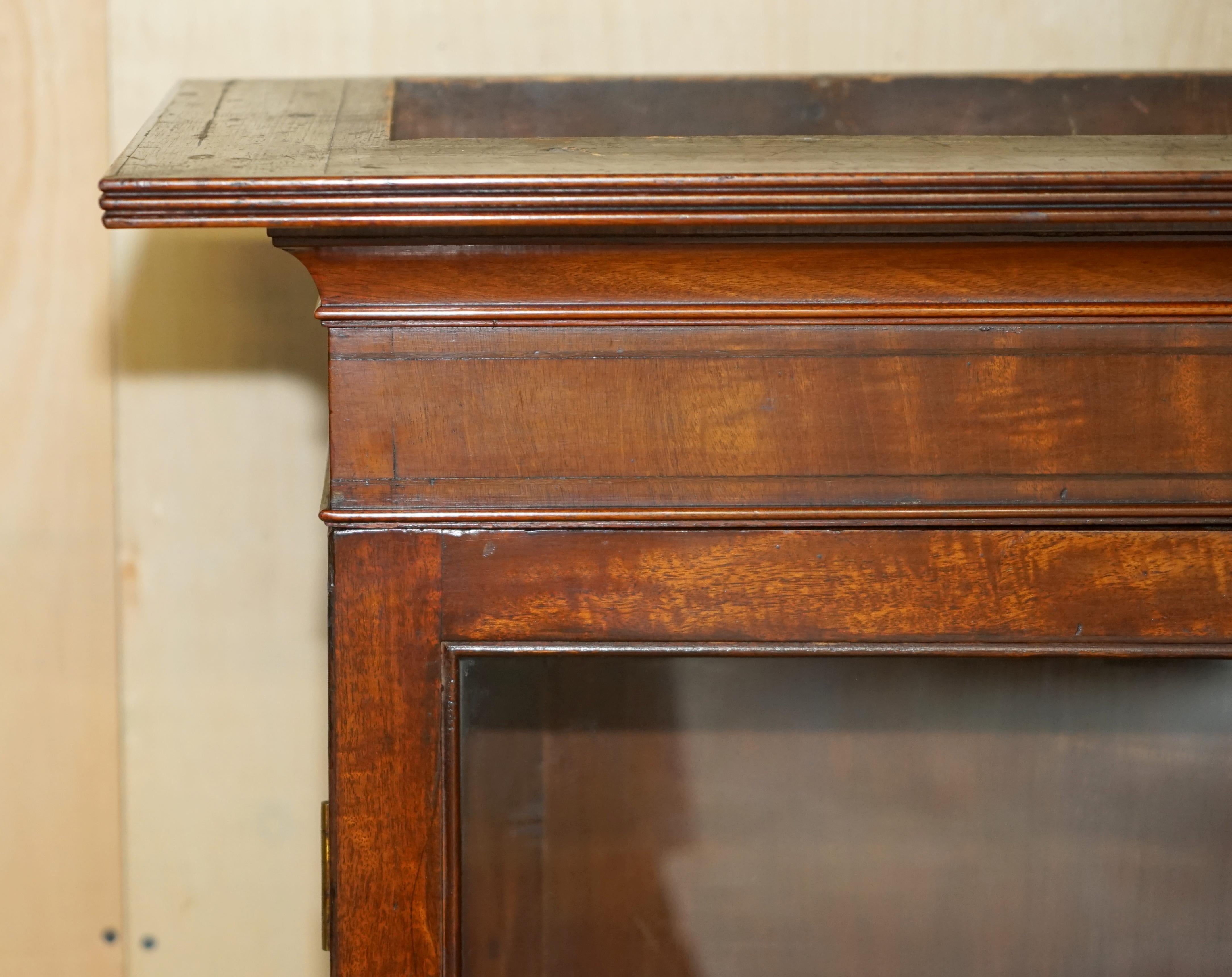 English ANTIQUE ViCTORIAN 1860 WALNUT SCRIBAN BUREAU BOOKCASE MUST SEE PICTURES For Sale