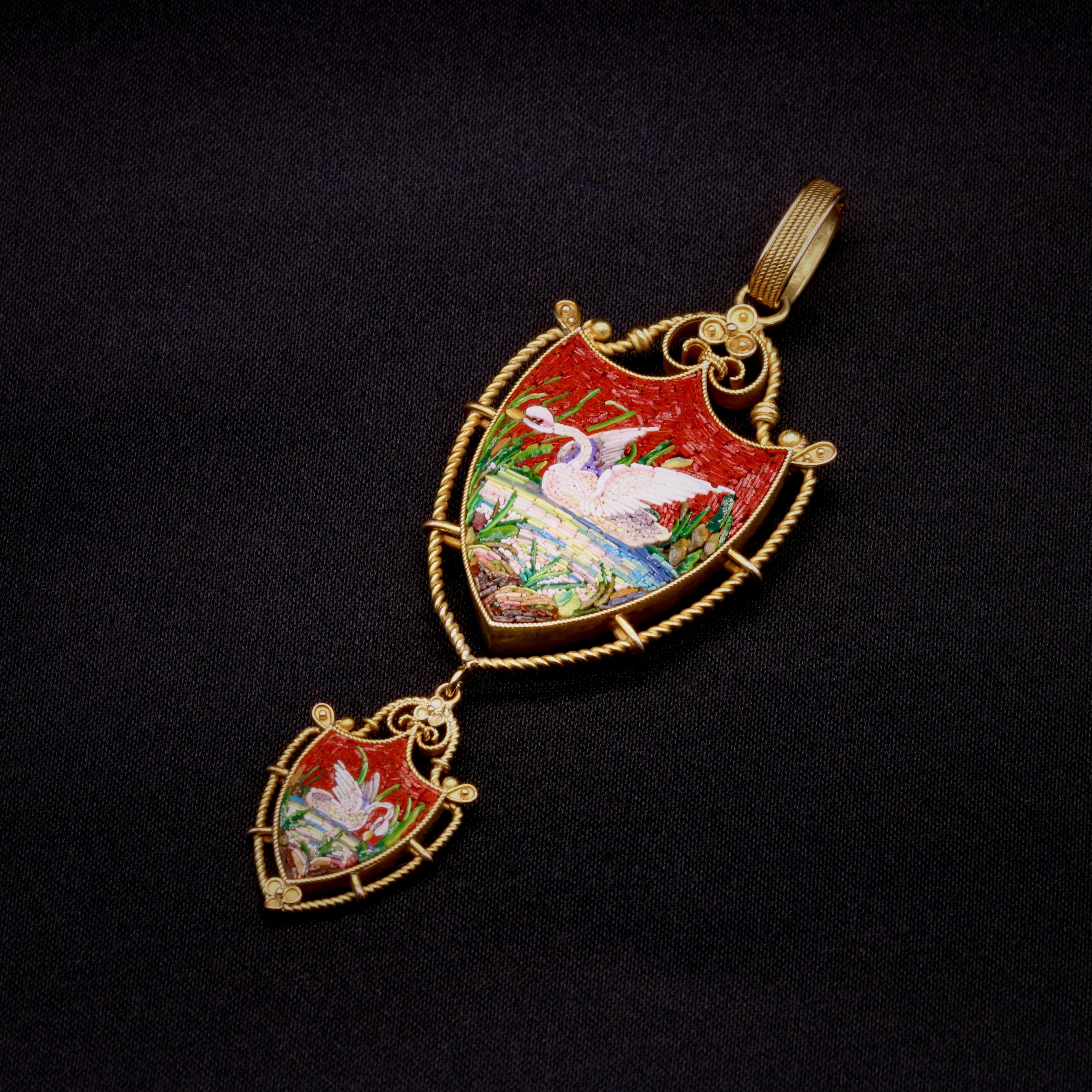 Antique Victorian 1860s 18K Yellow Gold Swan Micro Mosaic Pendant In Good Condition For Sale In Staines-Upon-Thames, GB