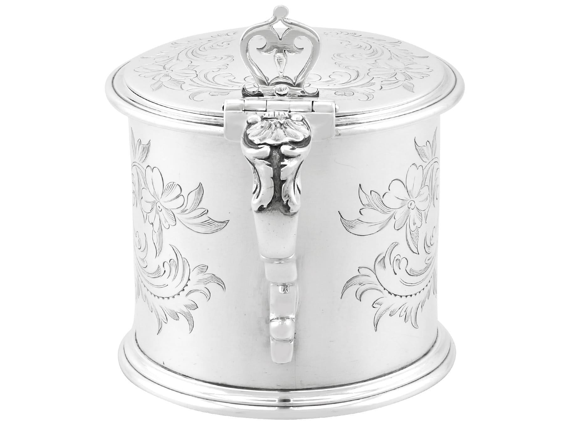 Antique Victorian 1862 Sterling Silver Mustard Pot In Excellent Condition For Sale In Jesmond, Newcastle Upon Tyne