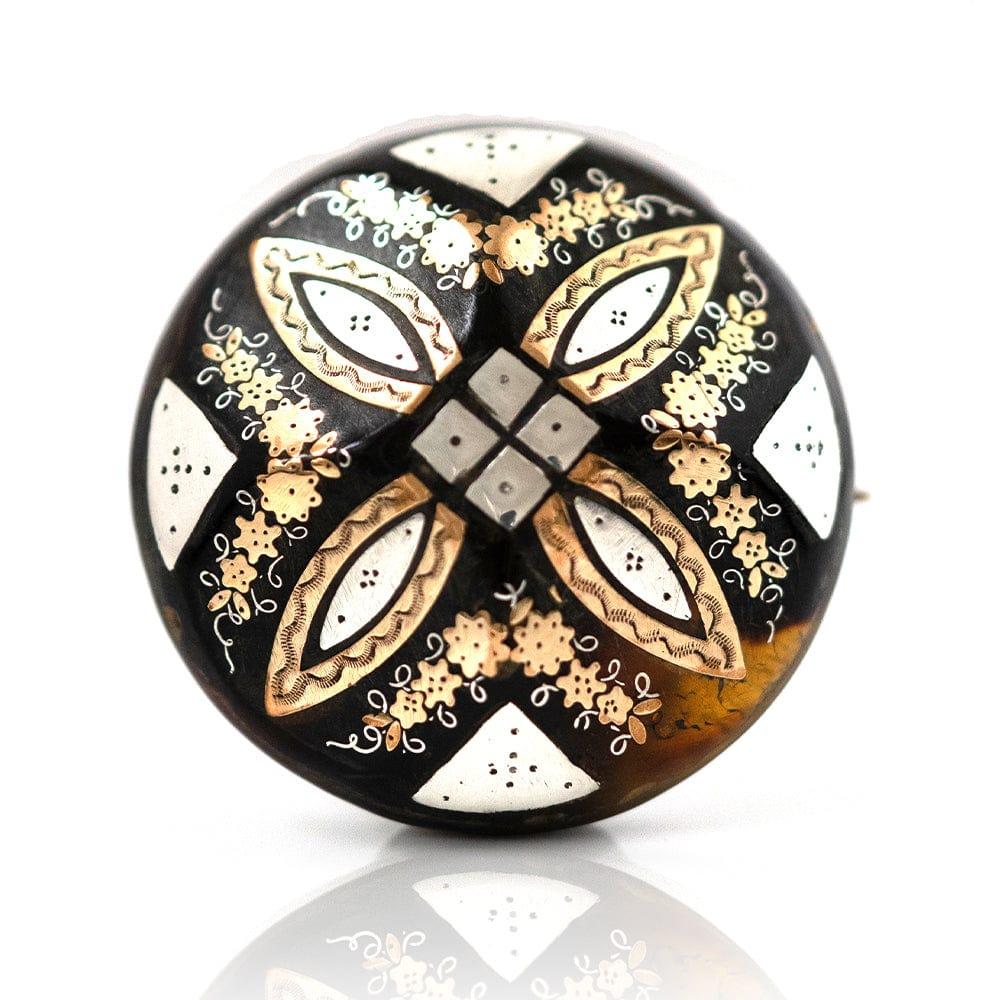 Antique Victorian 1870s Tortoiseshell Piqué Brooch In Excellent Condition For Sale In London, GB