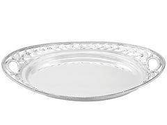 Bandeja para bebidas antigua victoriana de 1879 de plata de ley gallonada