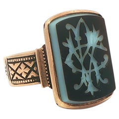 Antique Victorian 1881 10k Rosy Yellow Gold Carved Intaglio Hardstone Ring