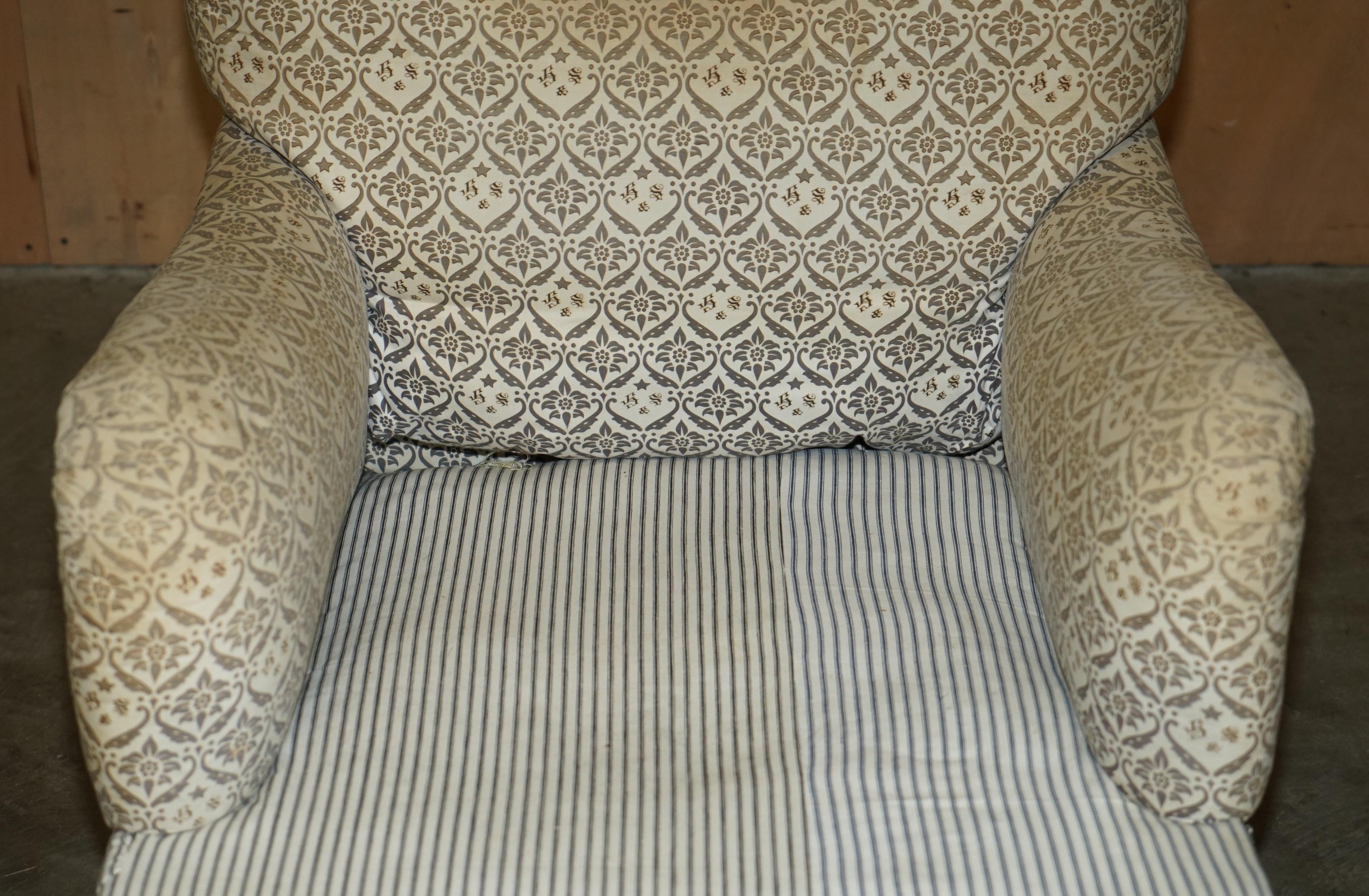 ANTIQUE VICTORIAN 1890 ORIGINAL TICKING FABRIC HOWARD & SON'S IVOR ARMCHAiR 10