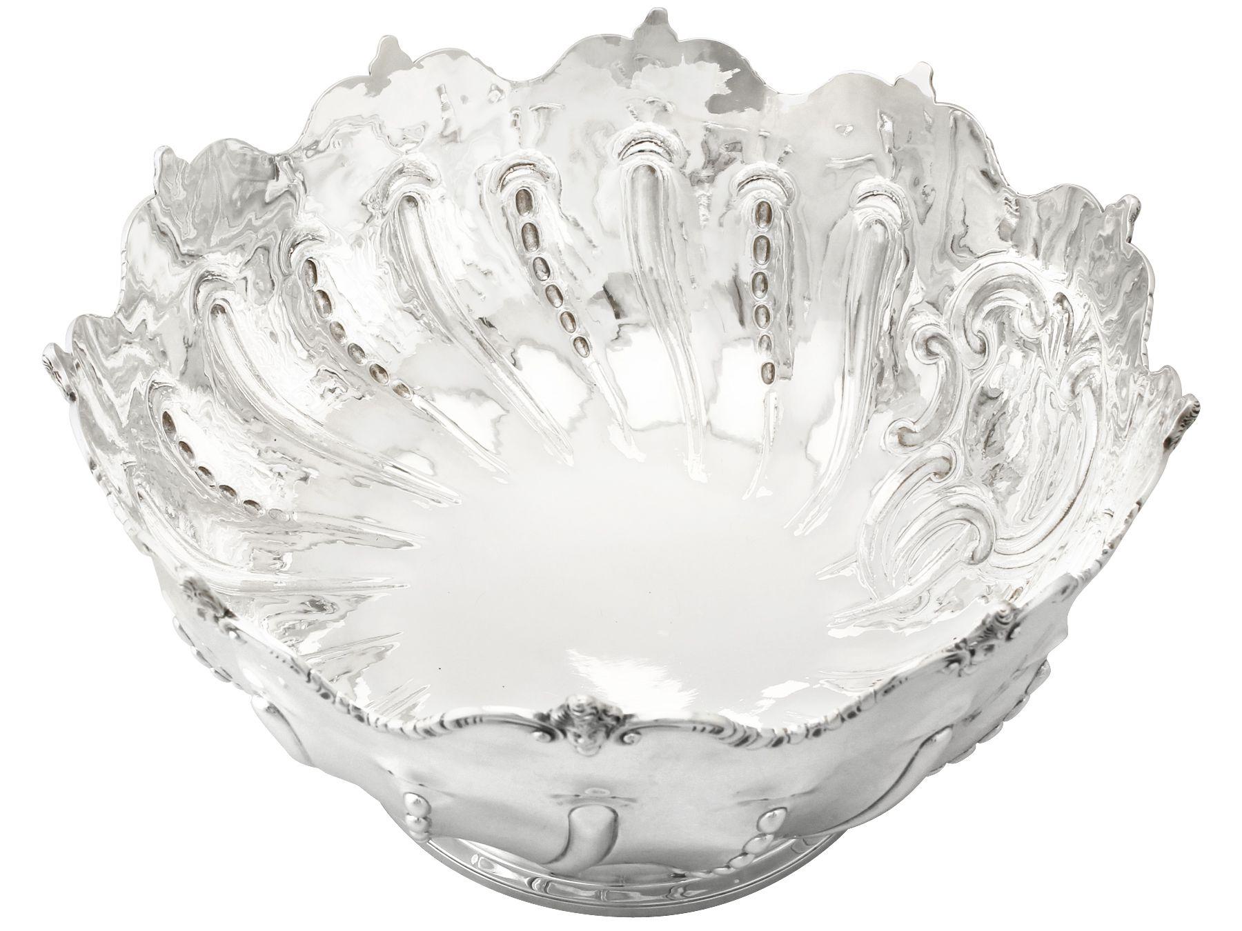 Antique Victorian 1890 Sterling Silver Presentation Bowl In Excellent Condition For Sale In Jesmond, Newcastle Upon Tyne
