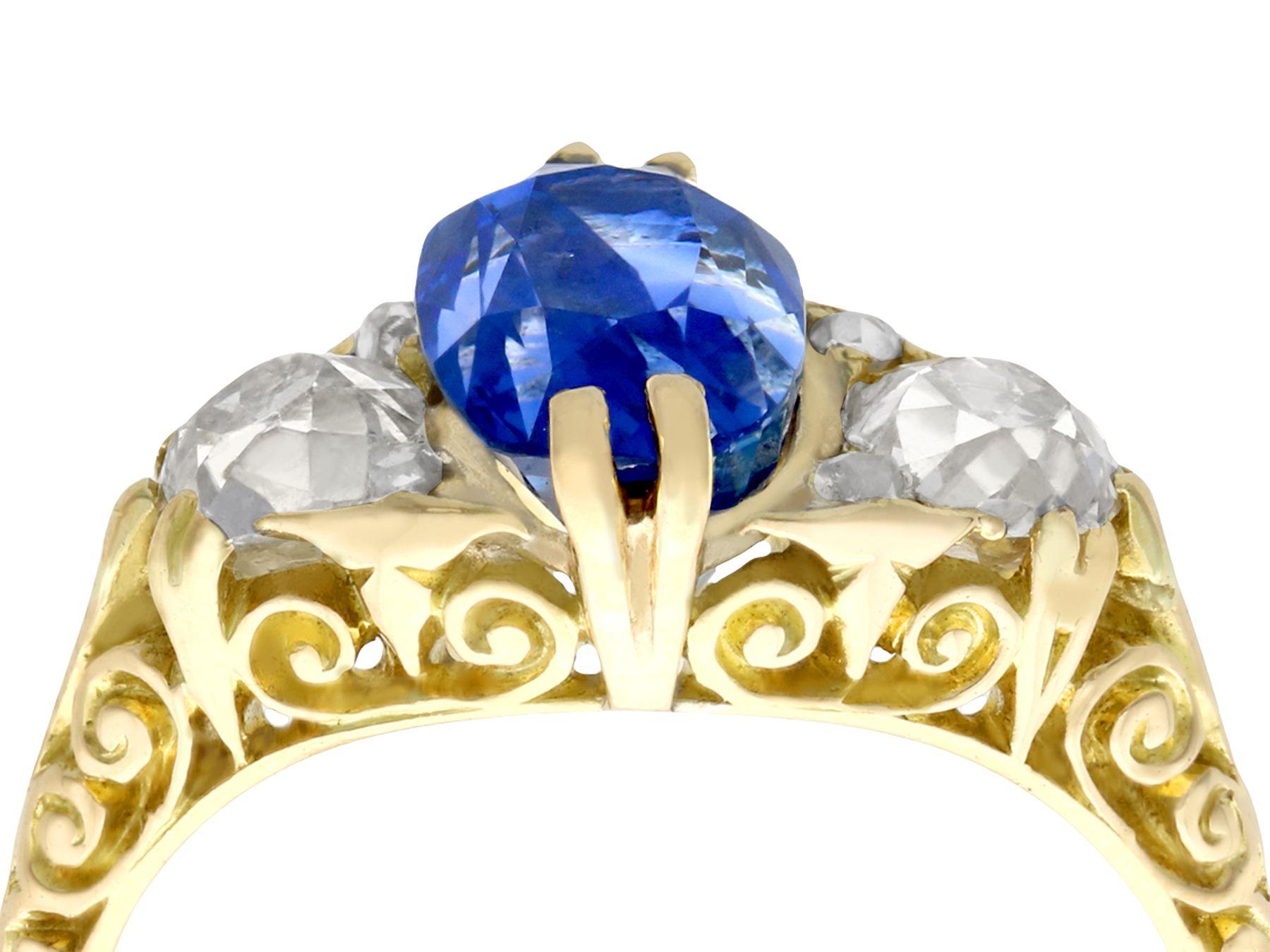 Victorien Bague trilogie en or jaune, saphir et diamant de 3,11 carats, datant de l'époque victorienne (1890) en vente