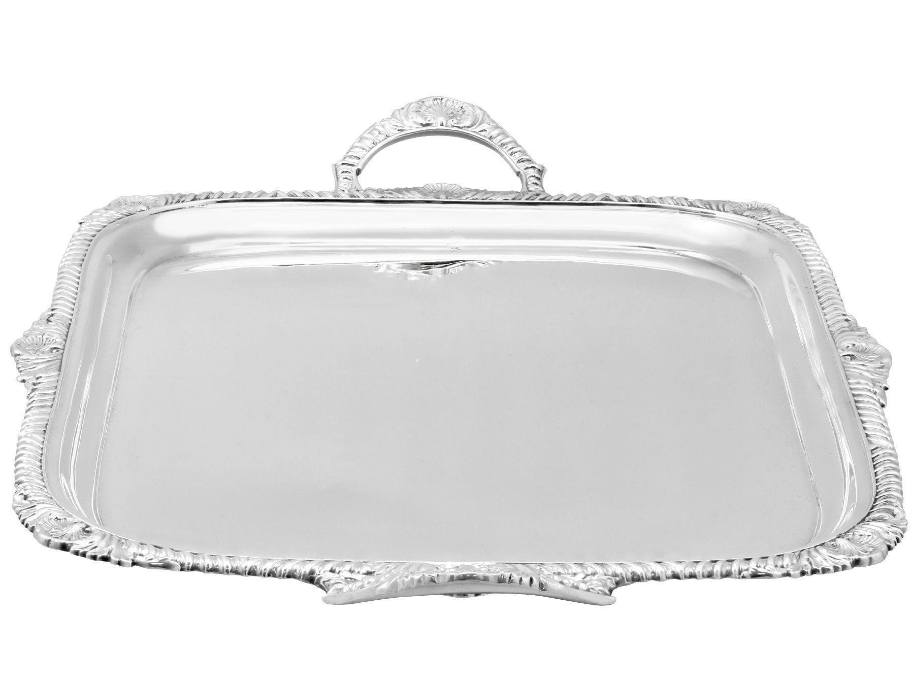 Atkin Brothers Antique Victorian 1895 Sterling Silver Tray In Excellent Condition In Jesmond, Newcastle Upon Tyne