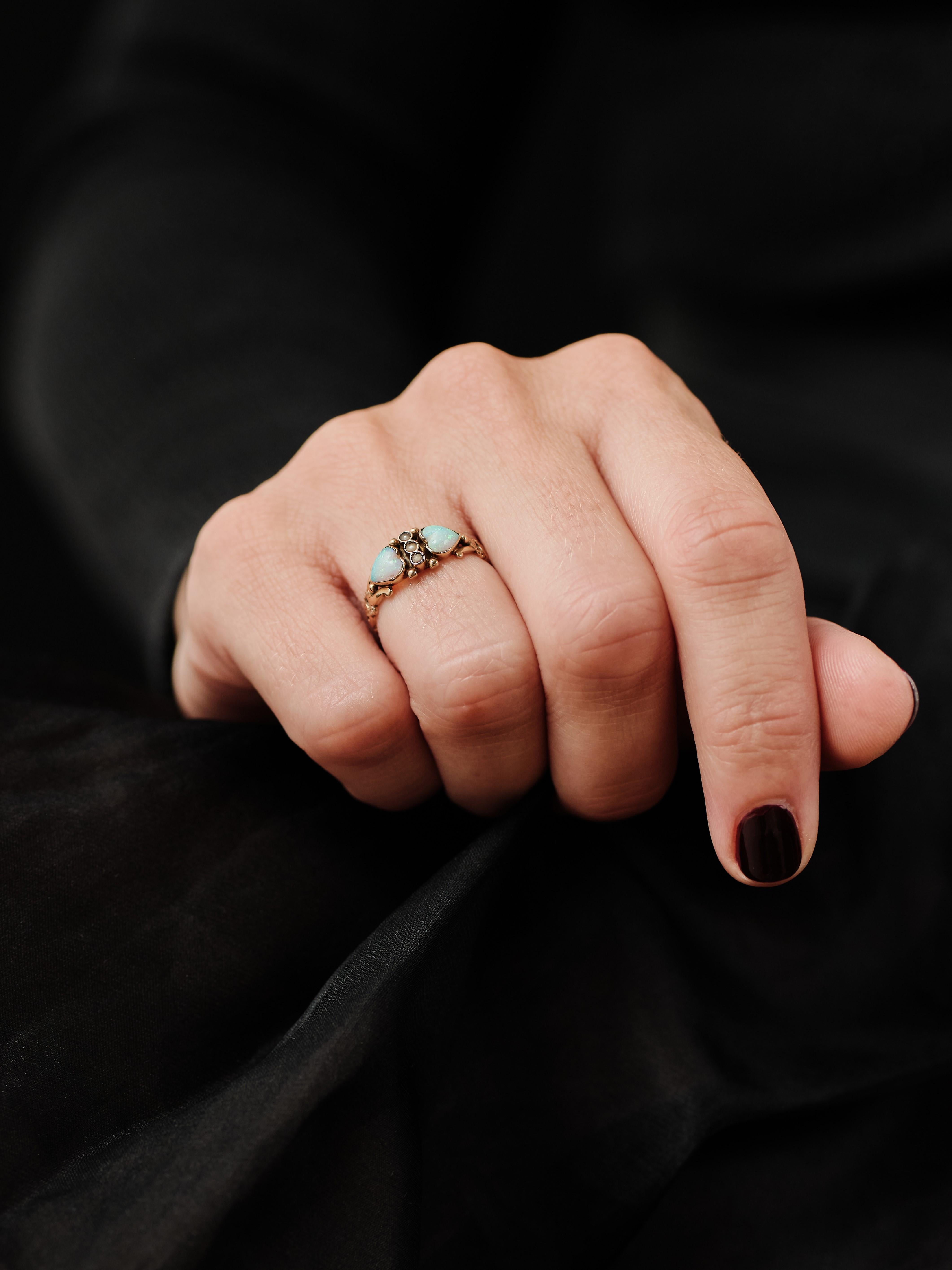 Late Victorian Antique Victorian 1898 two opal hearts, 'toi et moi' / 'you and me', ring